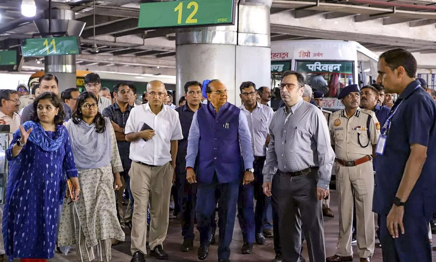 Delhi LG directs officials for complete makeover of Kashmere Gate bus terminal
