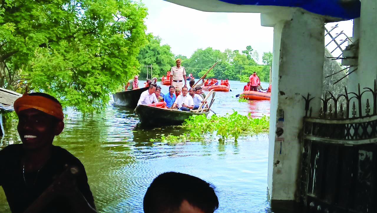 Malda: 3 GPs inundated for past 3 weeks due to swelling Ganga