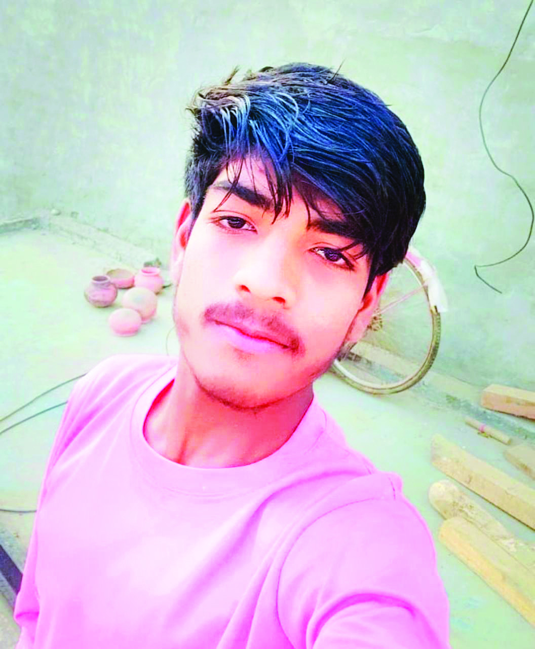 18-yr-old balloon seller stabbed to death during robbery attempt