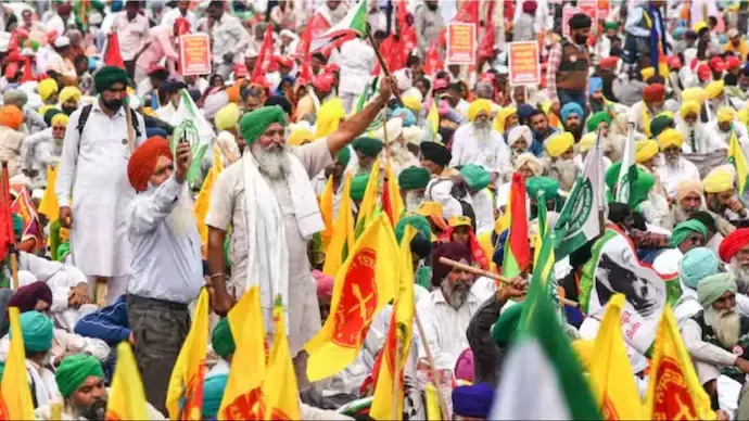 Punjab farmers hold march to demand agriculture policy, submit memorandum to minister Punjab farmers hold march to demand agriculture policy, submit memorandum to minister