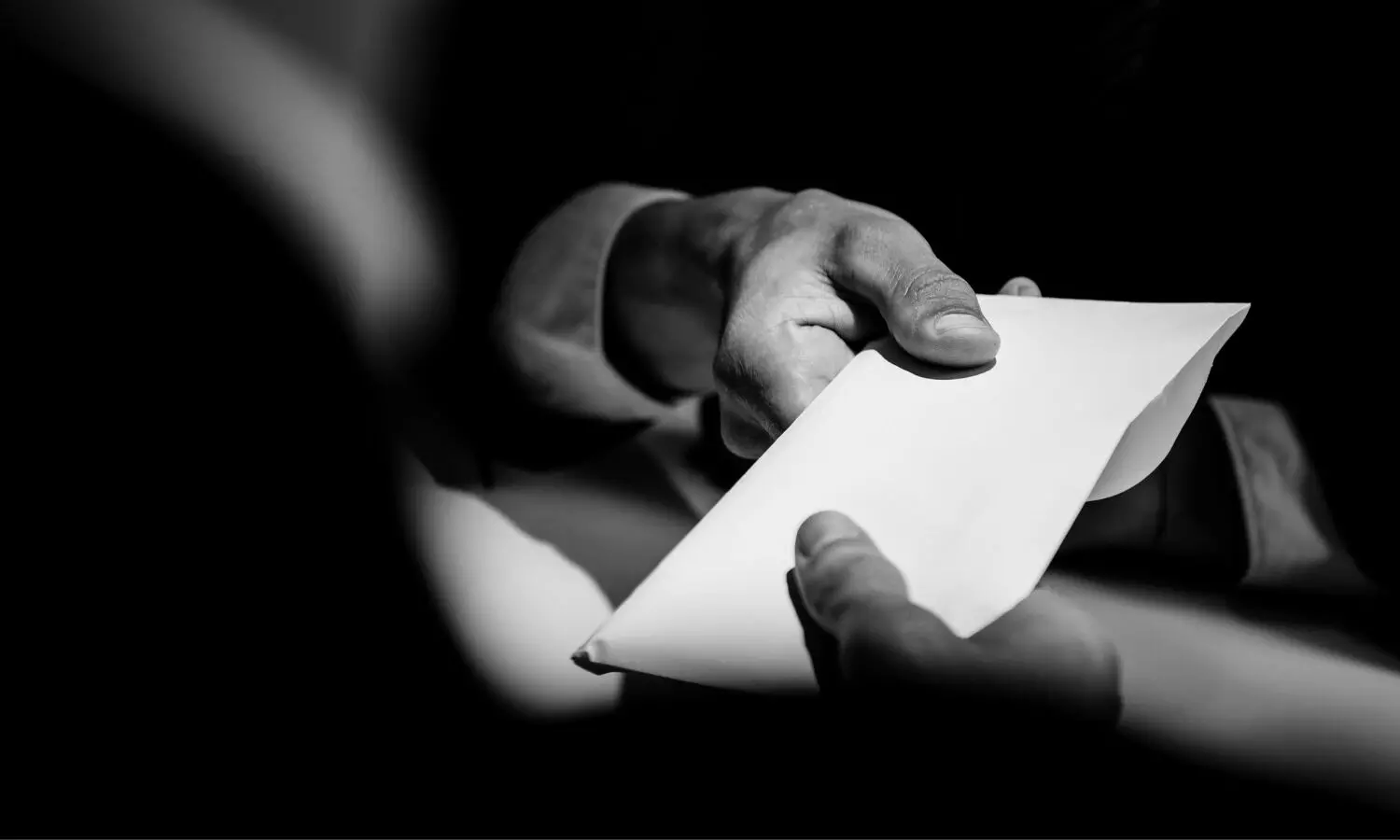 Over 6,900 corruption cases probed by CBI pending trials in courts, 361 for more than 20 years: CVC