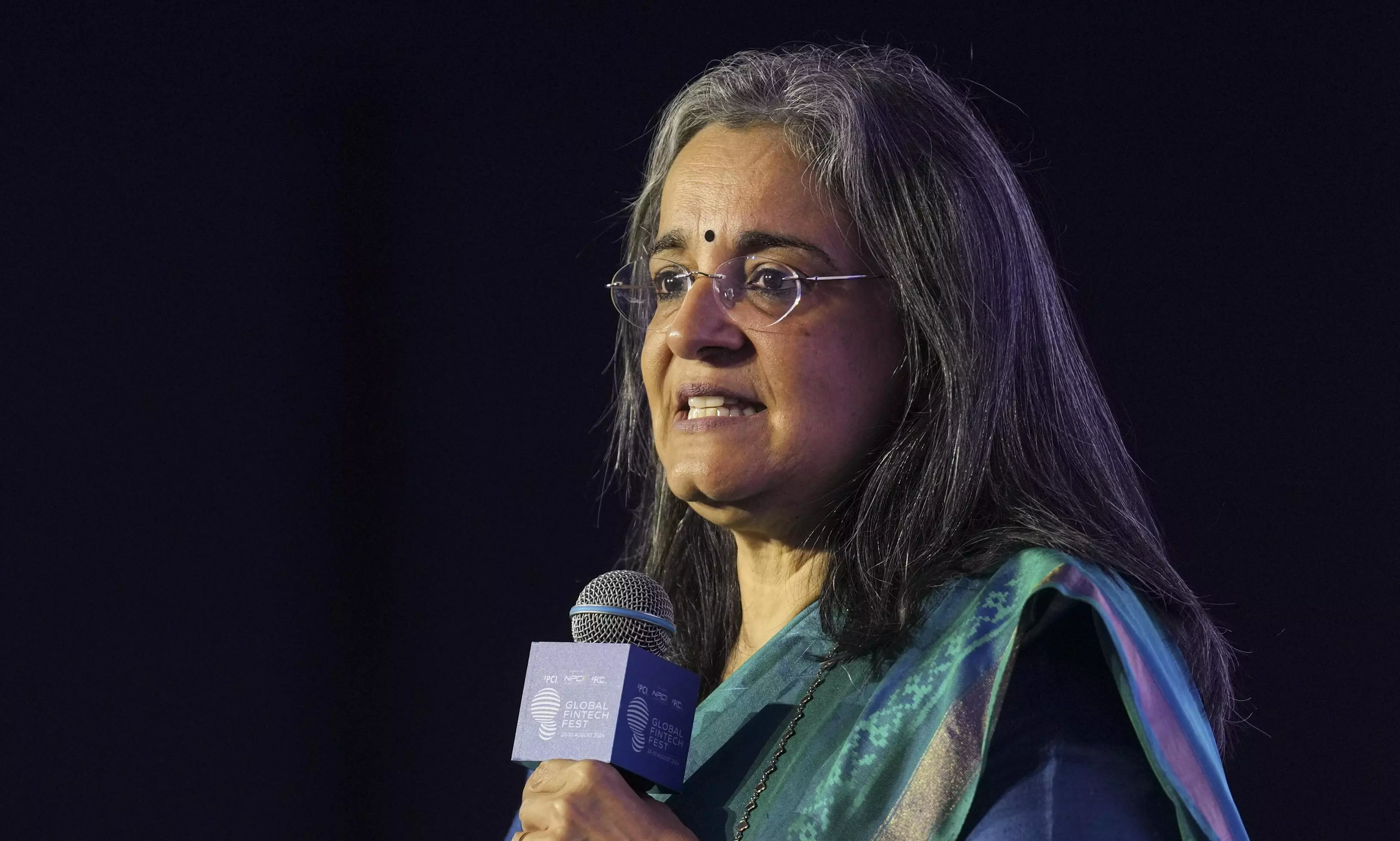 SEBI chief drew salary from ICICI alleges Congress, demands PMs clarification