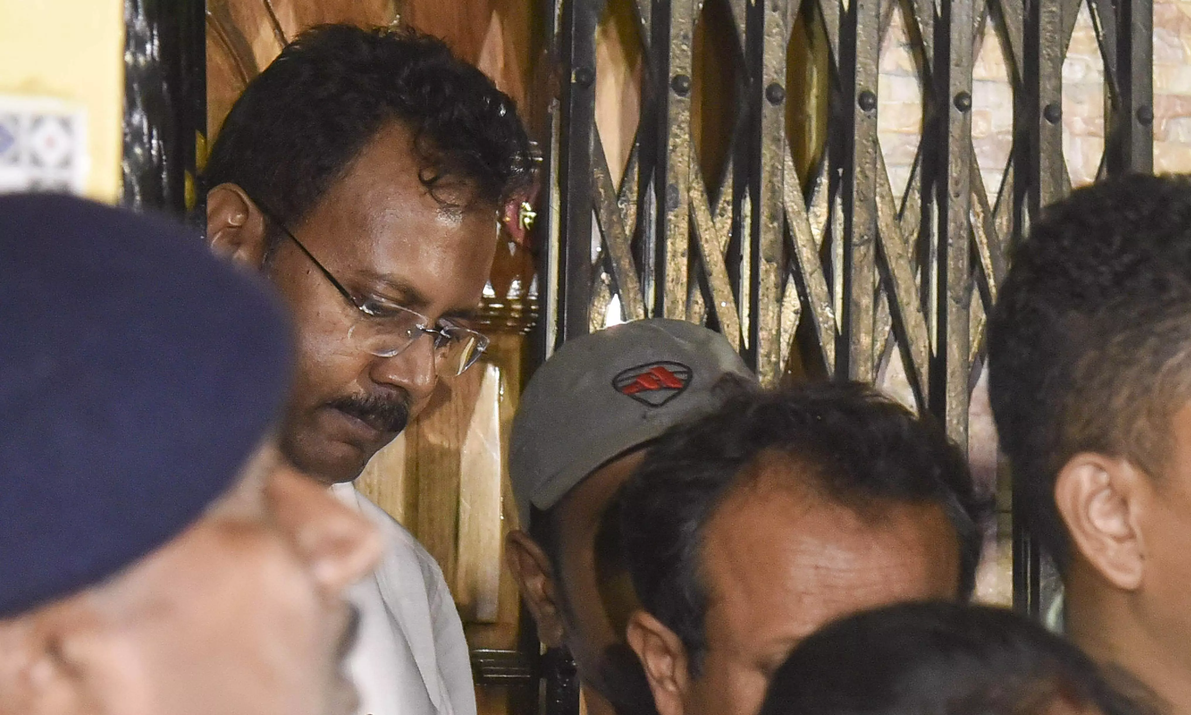 CBI arrests ex-RG Kar Hospital principal Sandip Ghosh over financial irregularities CBI arrests ex-RG Kar Hospital principal Sandip Ghosh over financial irregularities