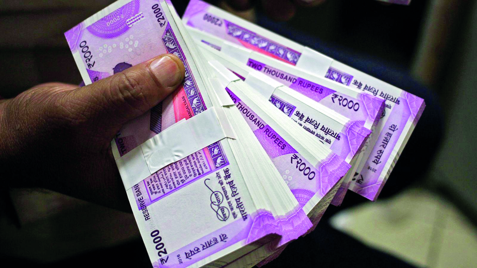 `2K notes: 97.96% returned, notes worth `7,261 crore still with public `2K notes: 97.96% returned, notes worth `7,261 crore still with public