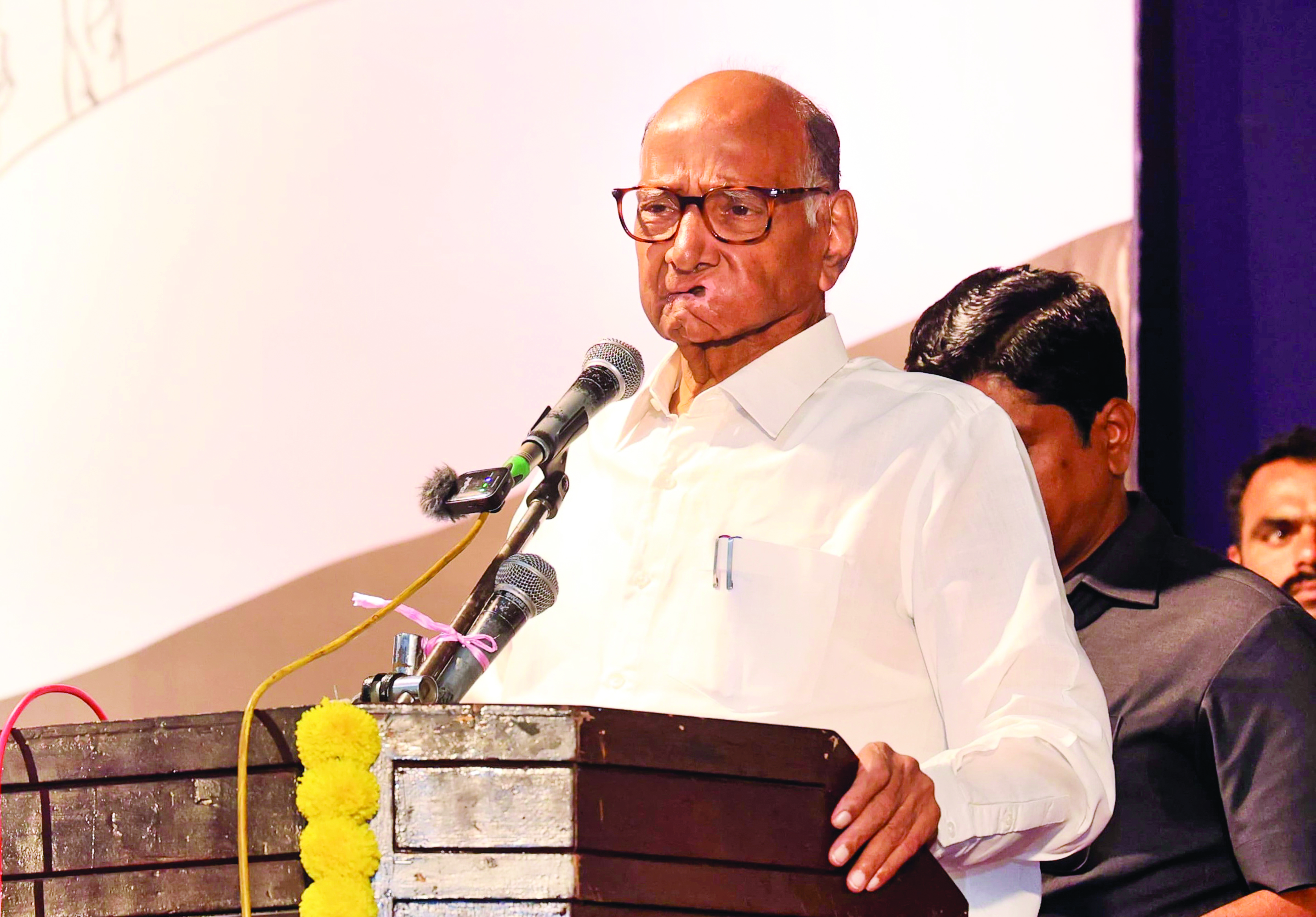 Pawar intends to bring a Bengal-like Bill in Maha, TMC lauds the decision Pawar intends to bring a Bengal-like Bill in Maha, TMC lauds the decision