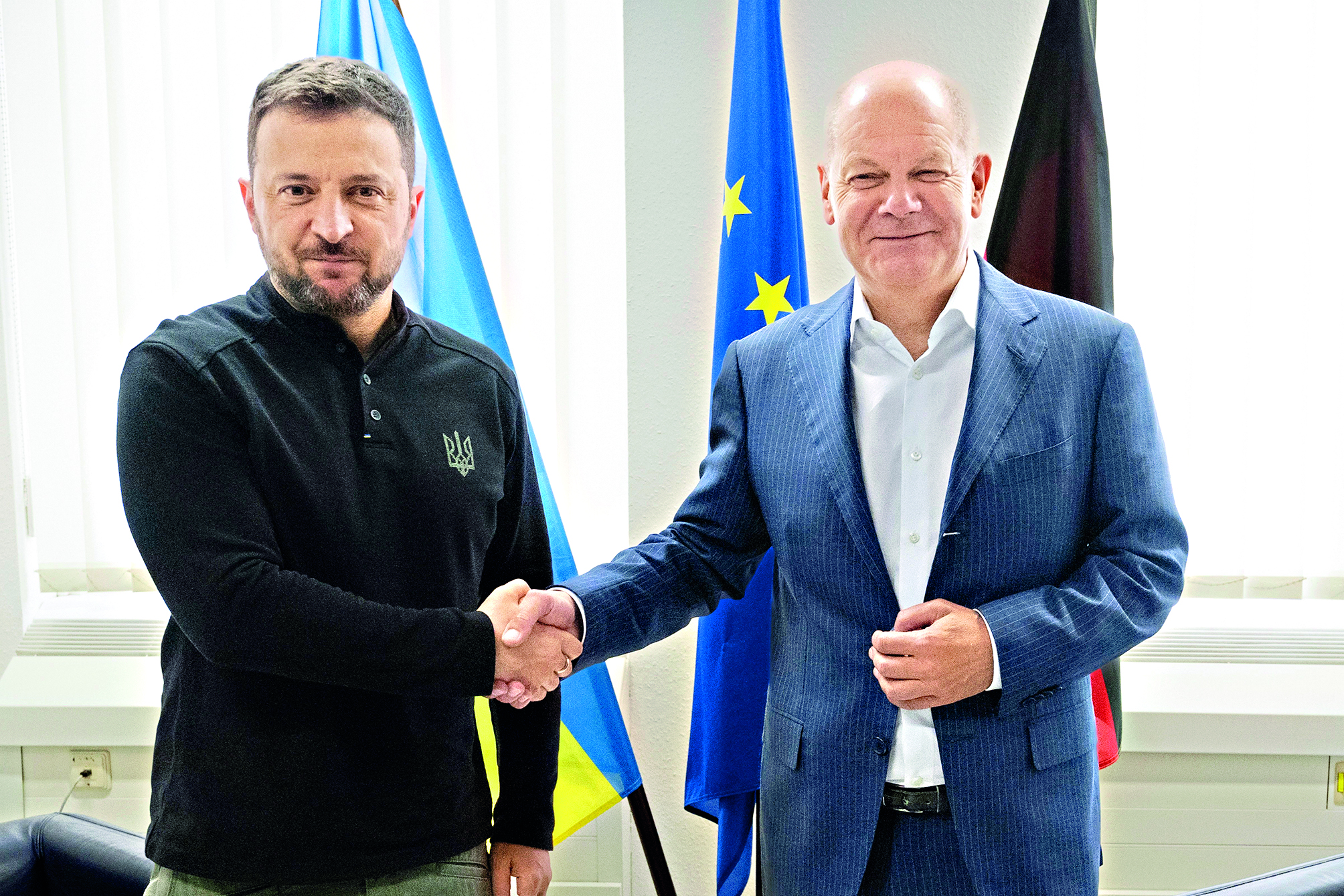 Zelenskyy meets top US military leaders after aid announcement