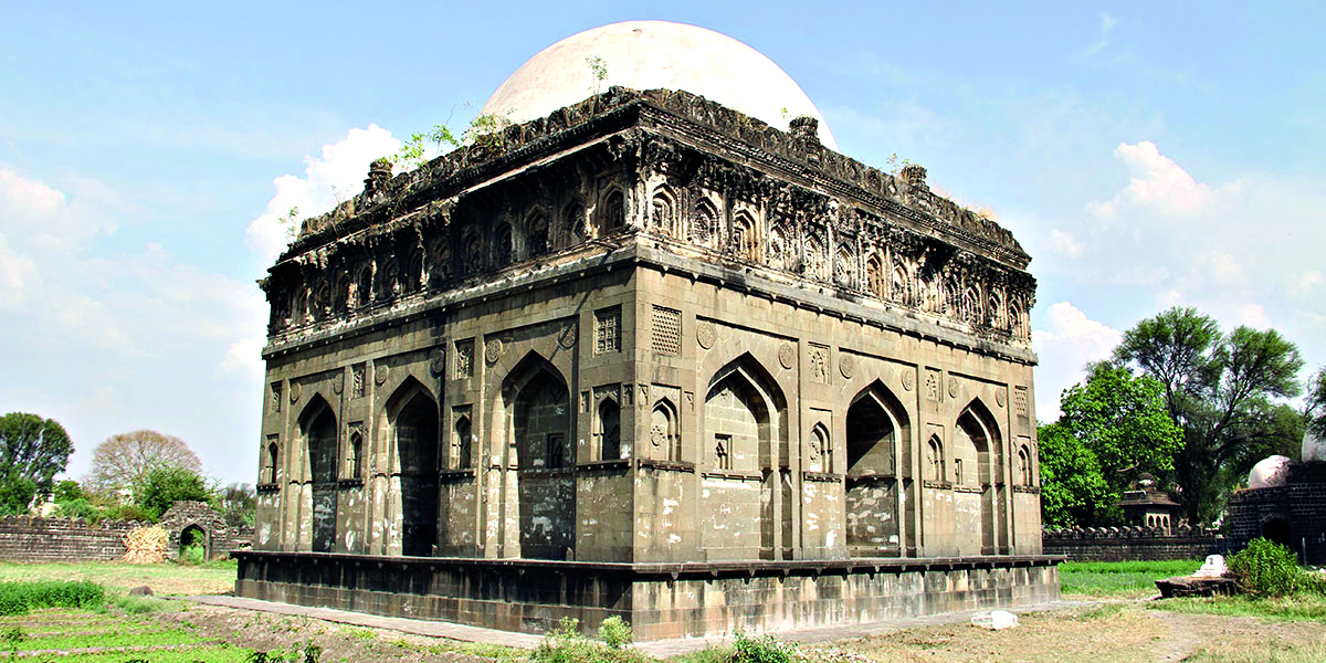 War of words as ASI says Waqf making claims on its monuments