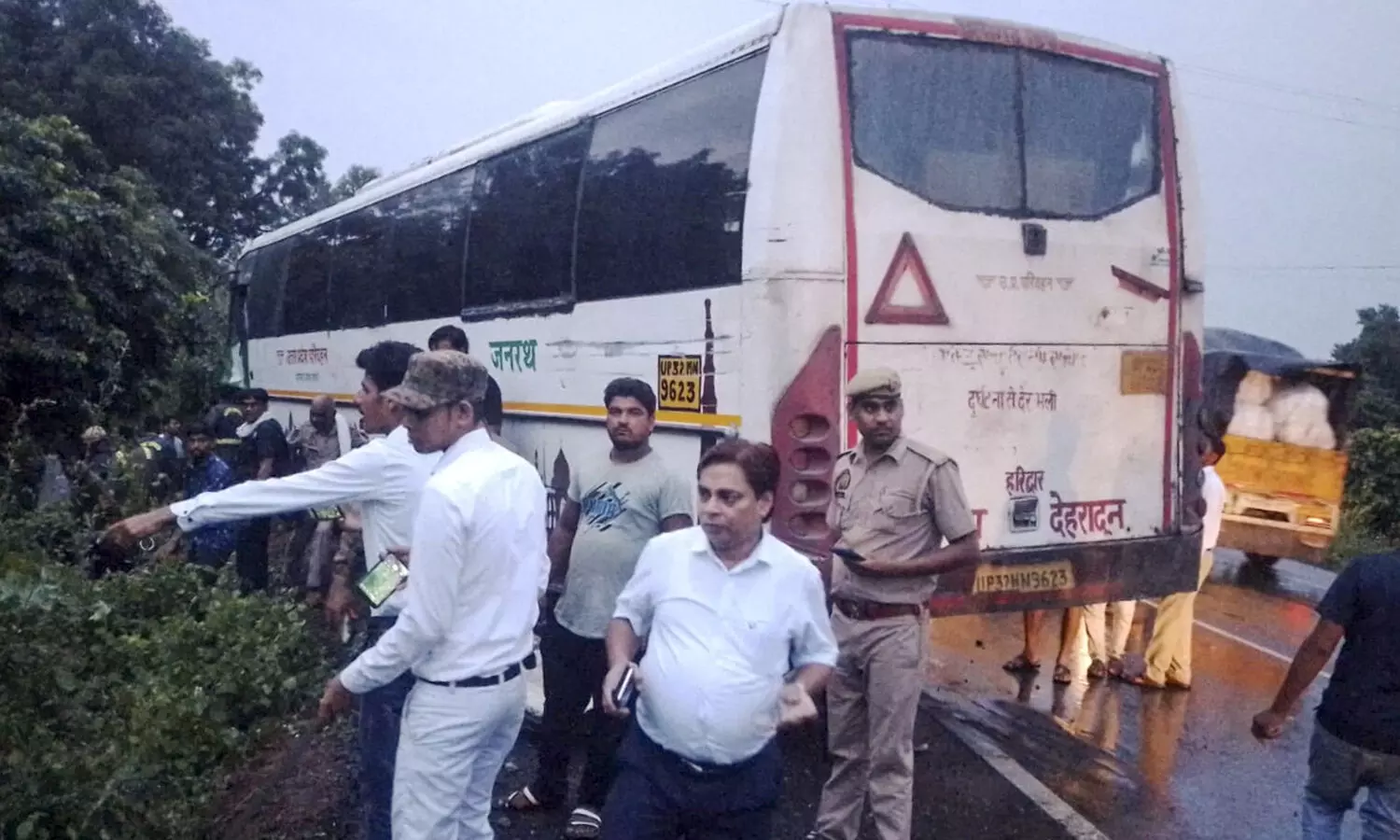 2 children die during treatment, toll reached 17 in Hathras bus accident
