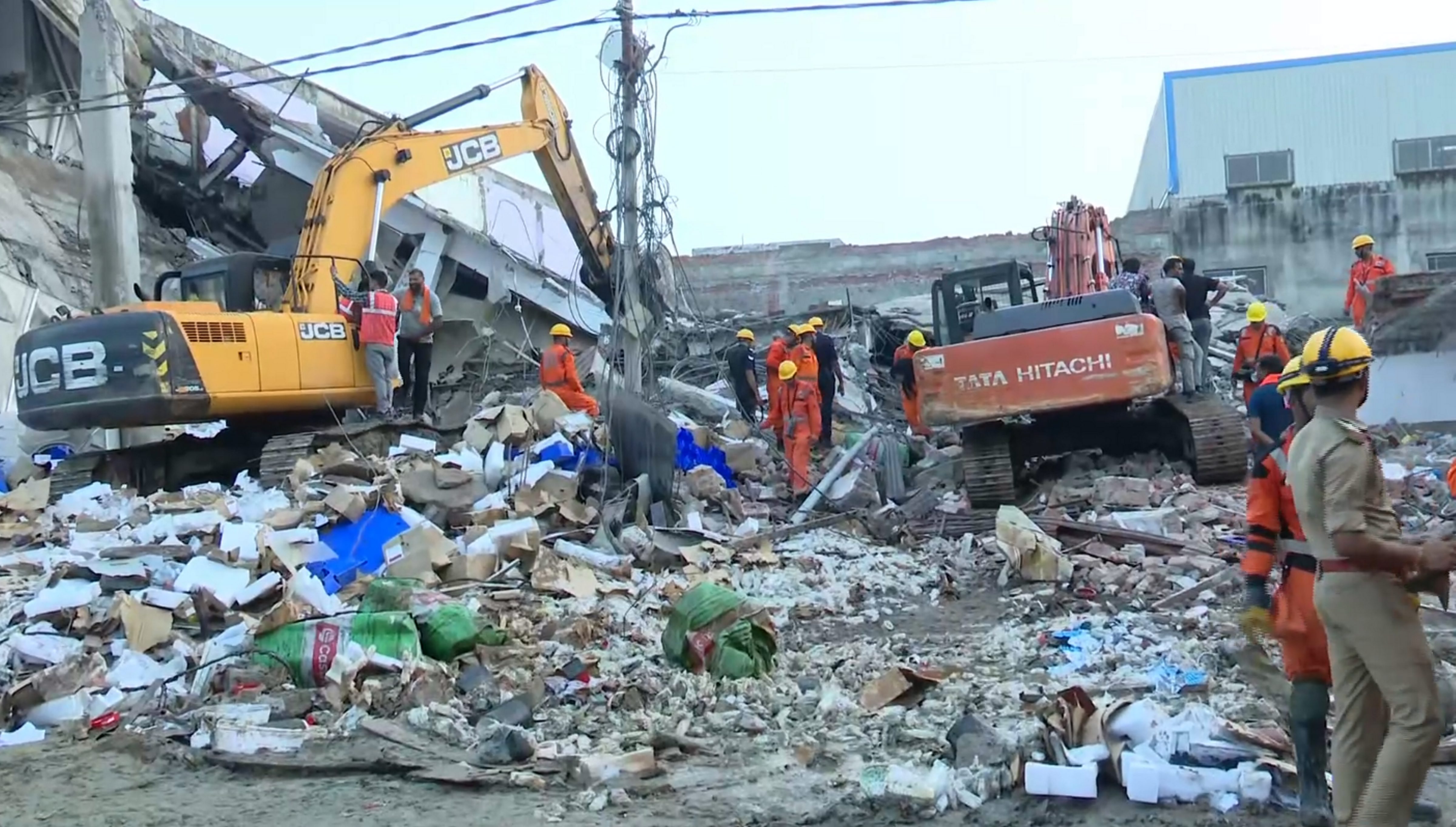 Lucknow building collapse: 3 more bodies recovered, toll rises to 8