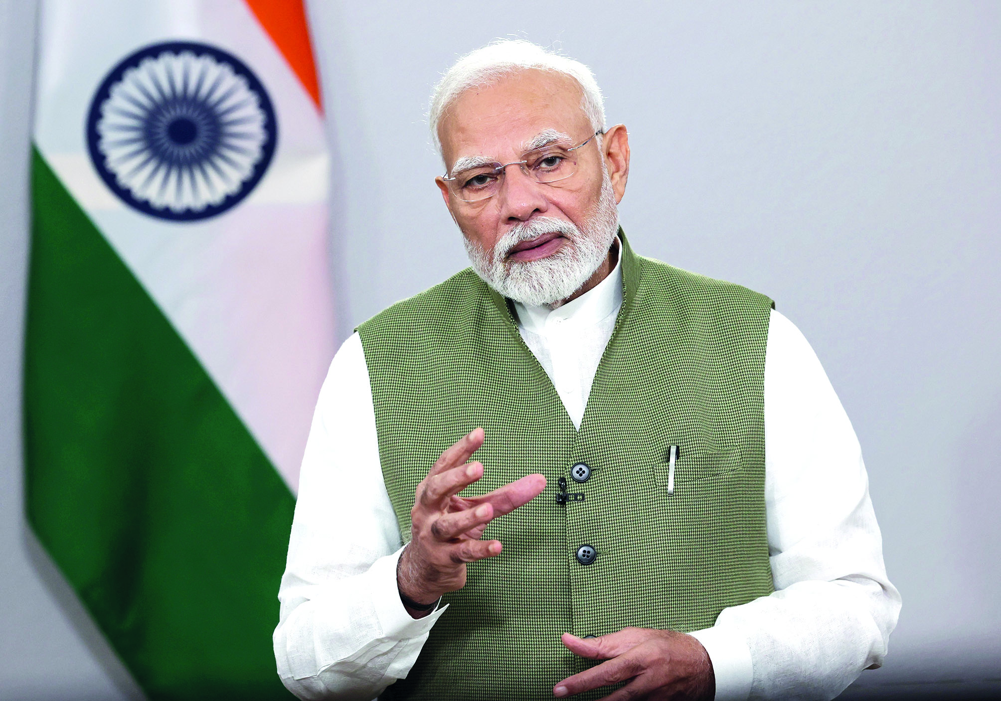 Bring global best practices to India: PM asks auto cos