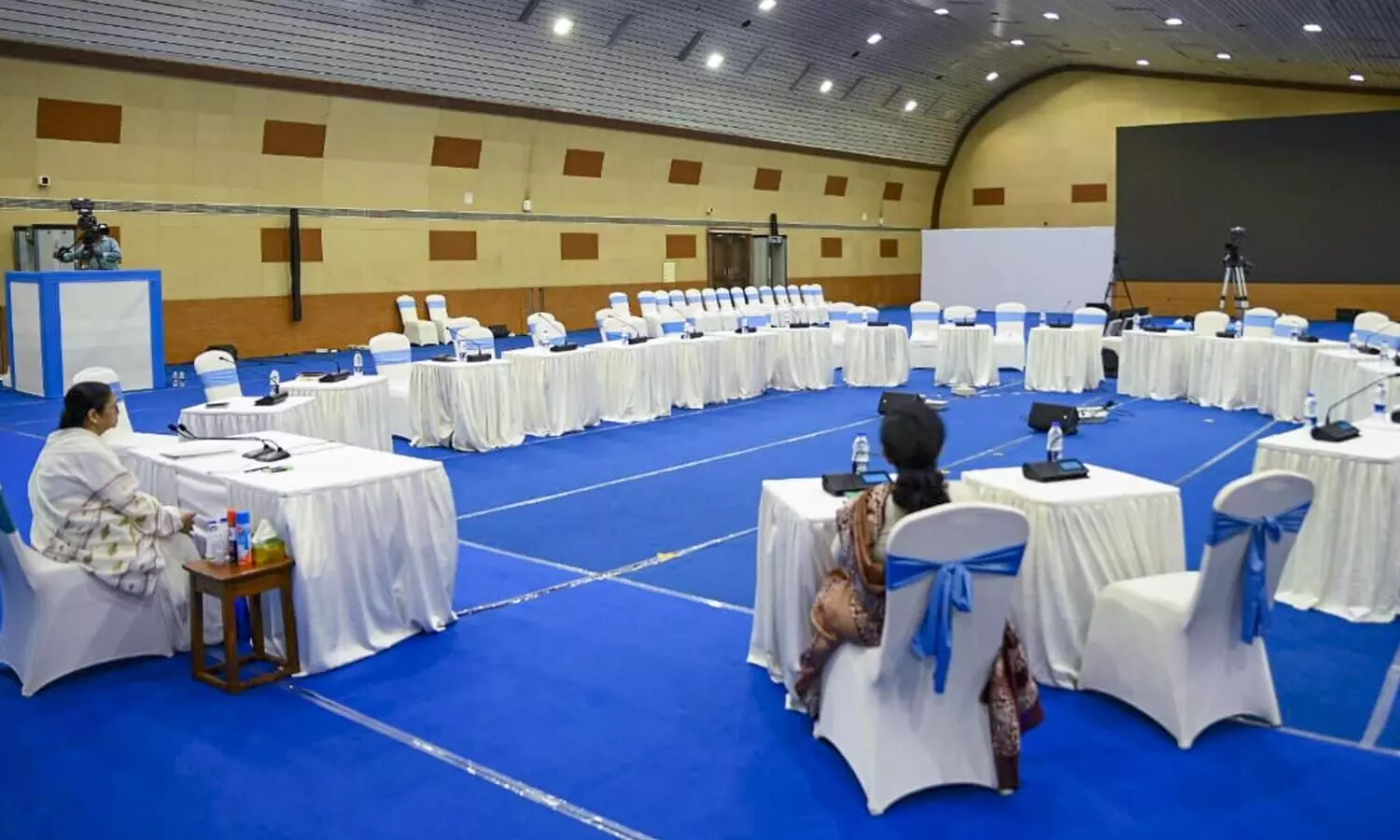 Mamata says ready to resign for sake of Bengal people