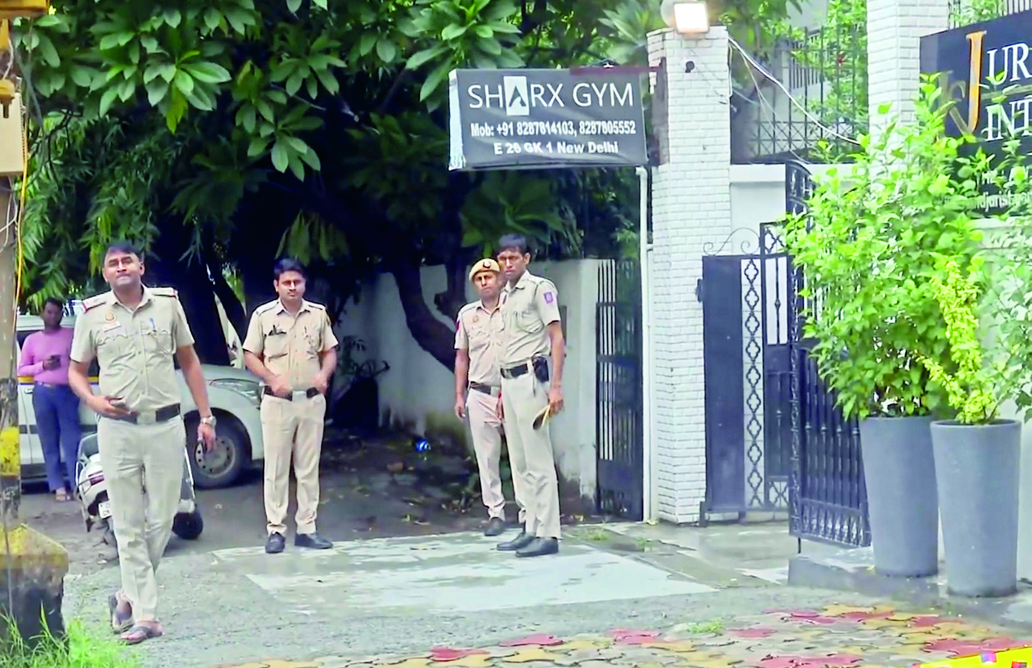 Gym owner shot dead by bikers in GK Gym owner shot dead by bikers in GK