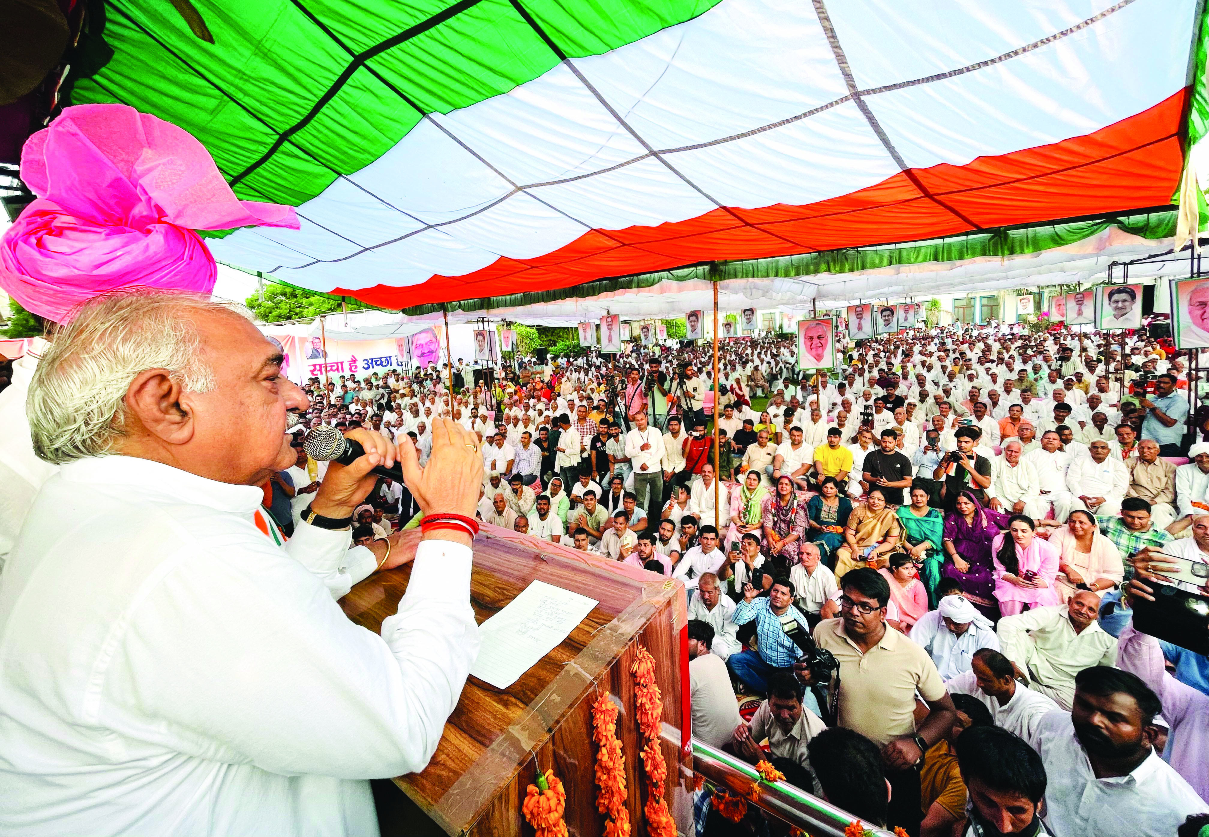 We will not let criminals remain in Haryana, when Cong forms govt: Hooda We will not let criminals remain in Haryana, when Cong forms govt: Hooda