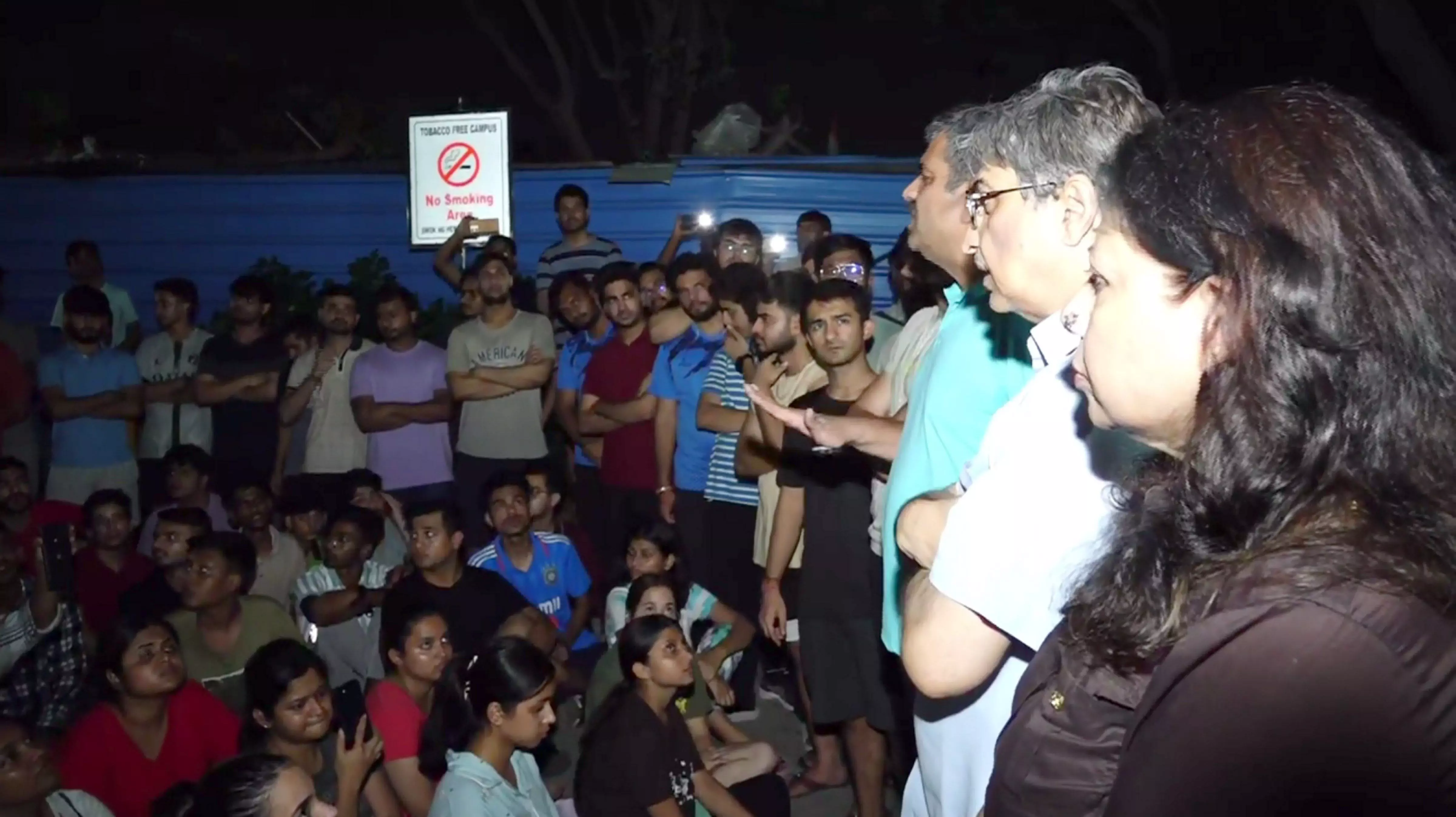 IP University student jumps to death from hostel building IP University student jumps to death from hostel building