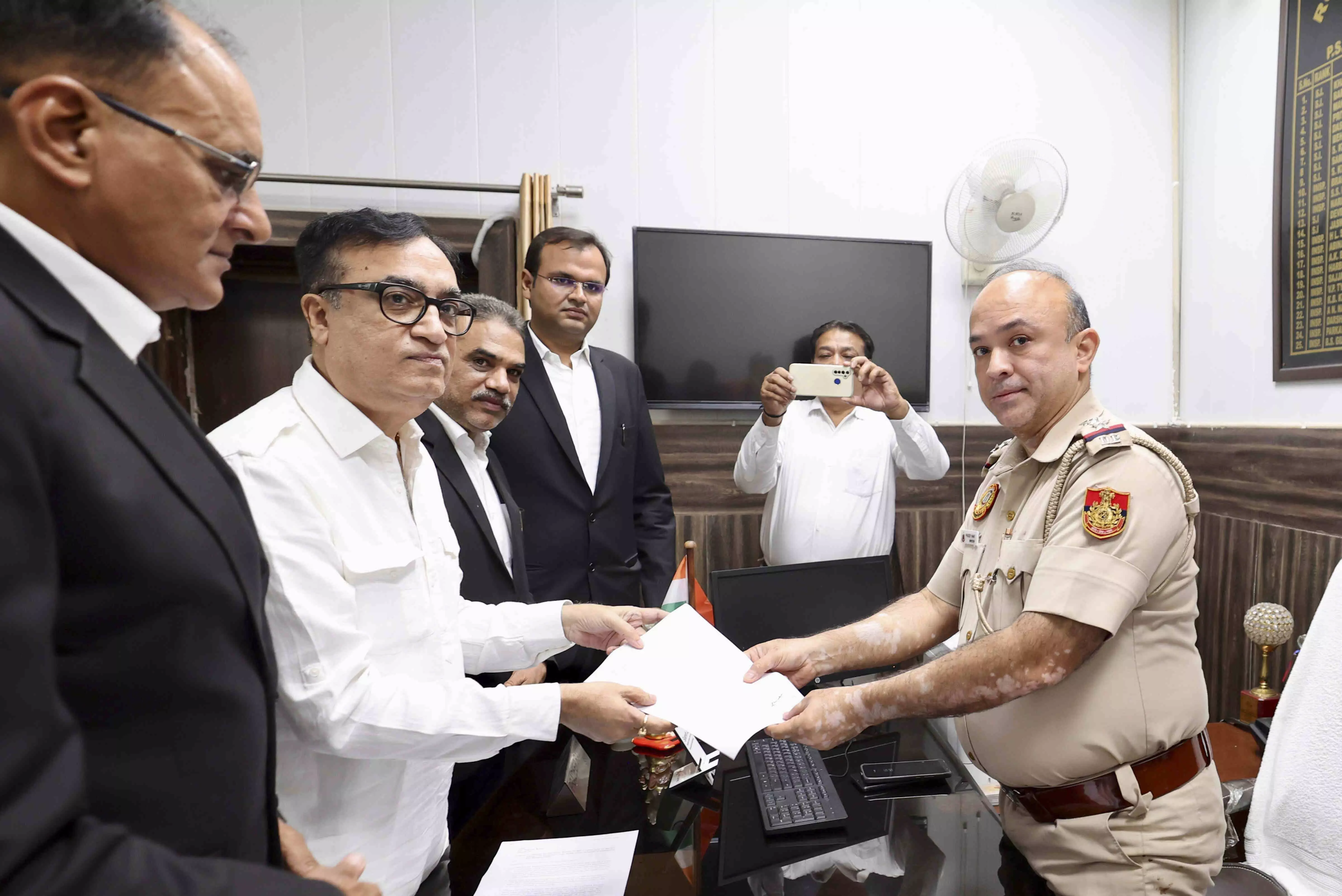 Cong files police complaint over statements of NDA leaders targeting Rahul Cong files police complaint over statements of NDA leaders targeting Rahul