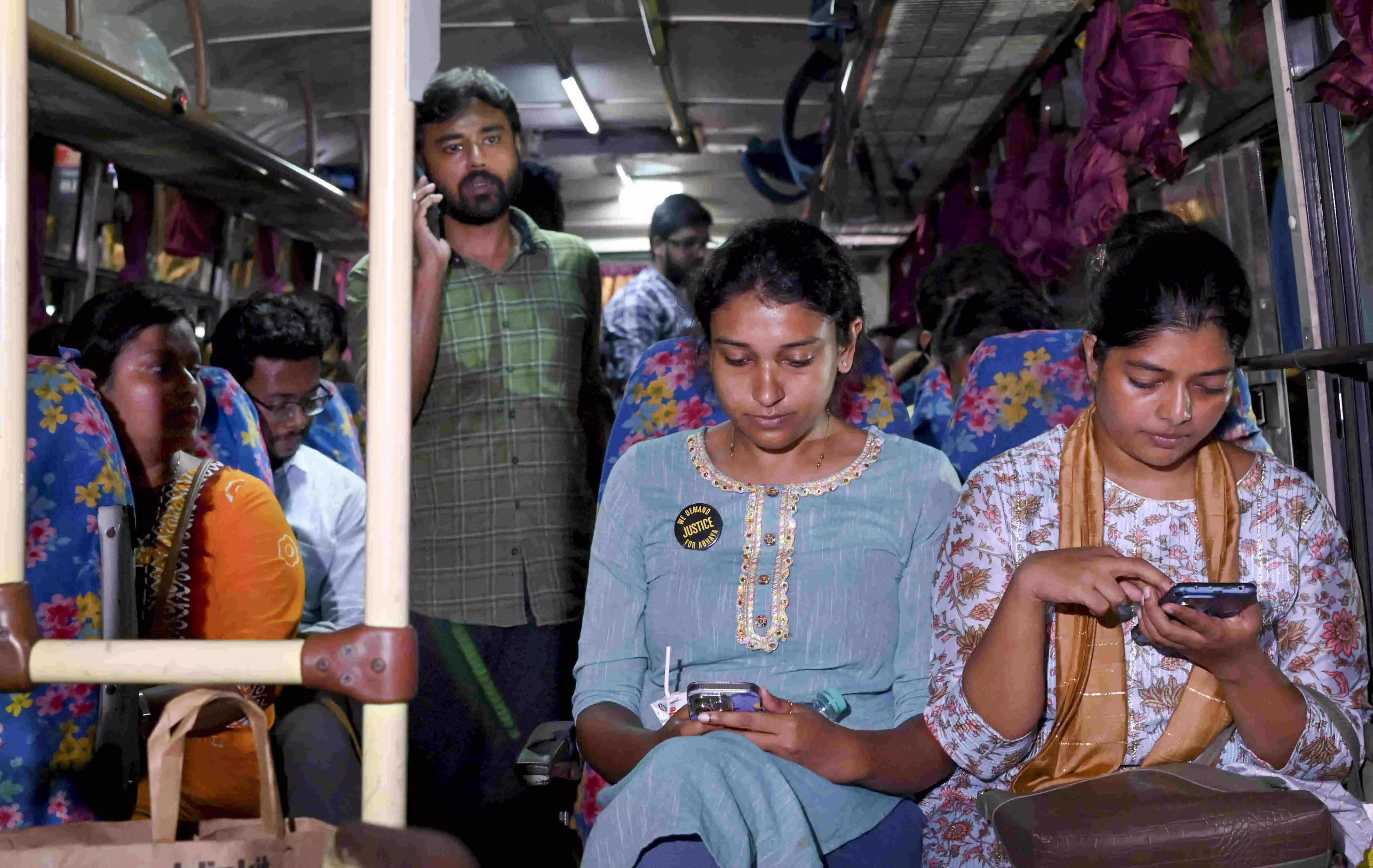 RG Kar impasse: Medics to continue strike after 2nd round of talks remain inconclusive