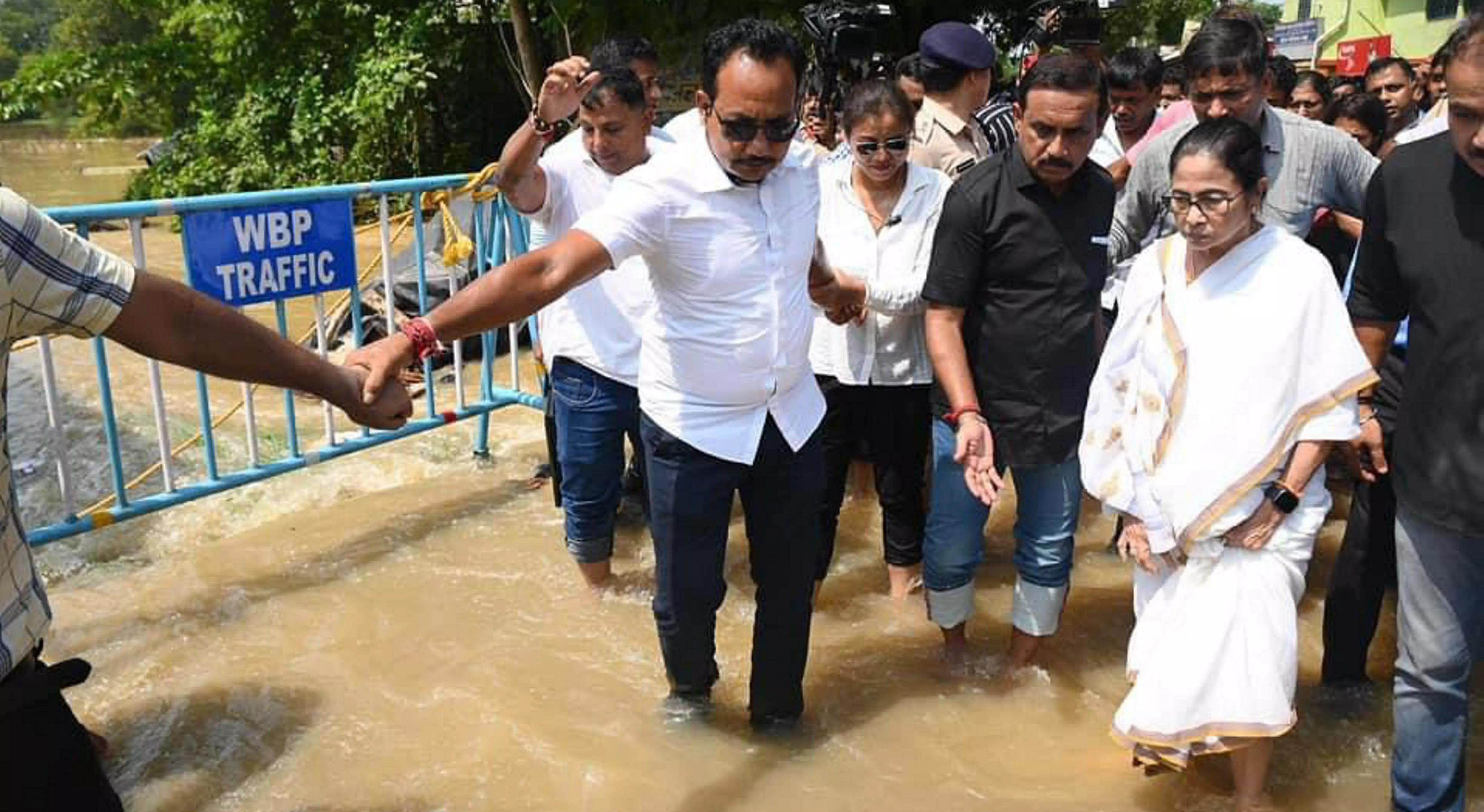 CM Mamata writes to PM Modi, threatens to sever ties with DVC over Bengal floods CM Mamata writes to PM Modi, threatens to sever ties with DVC over Bengal floods
