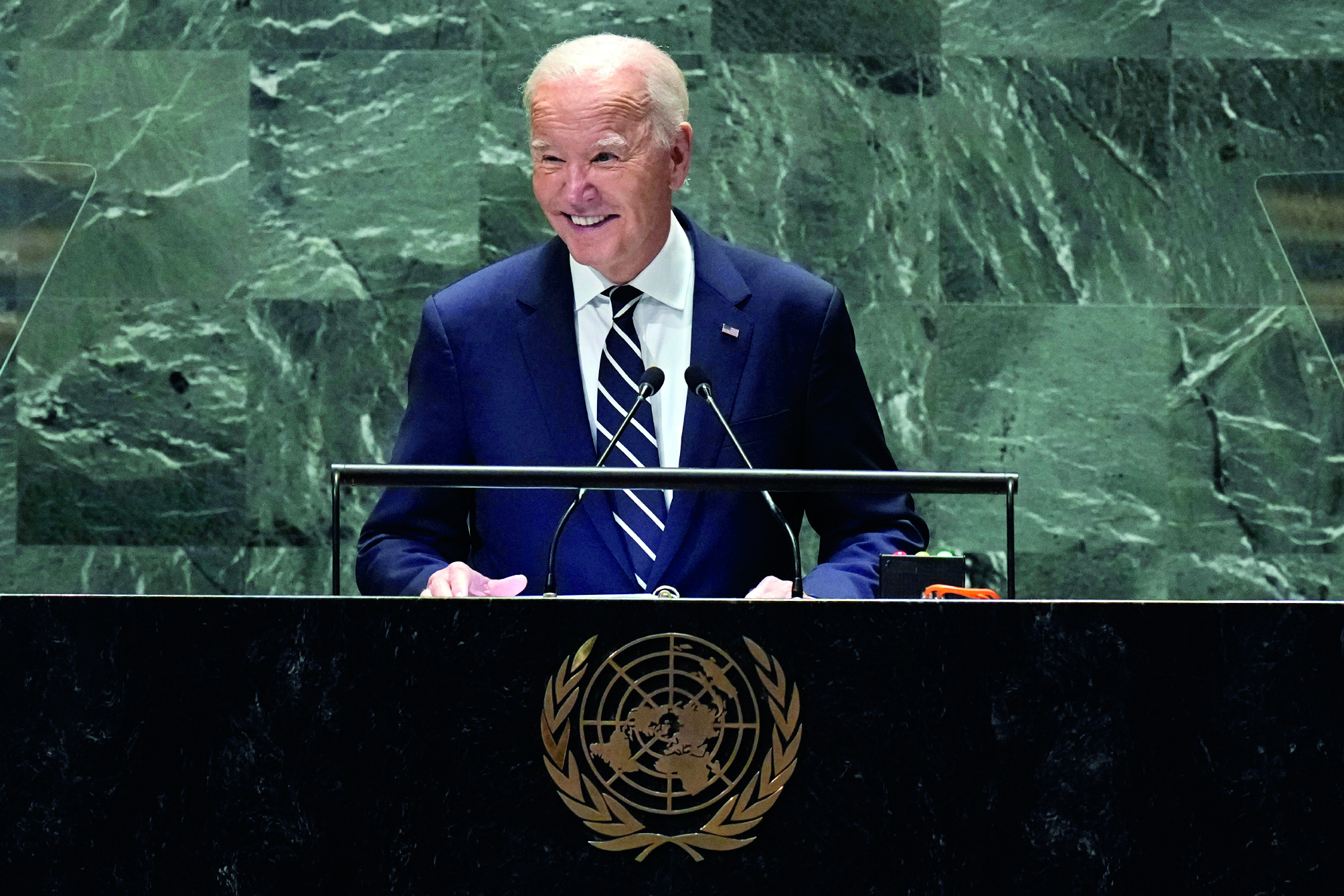 Biden says peace still possible in conflicts in Mideast, Ukrain