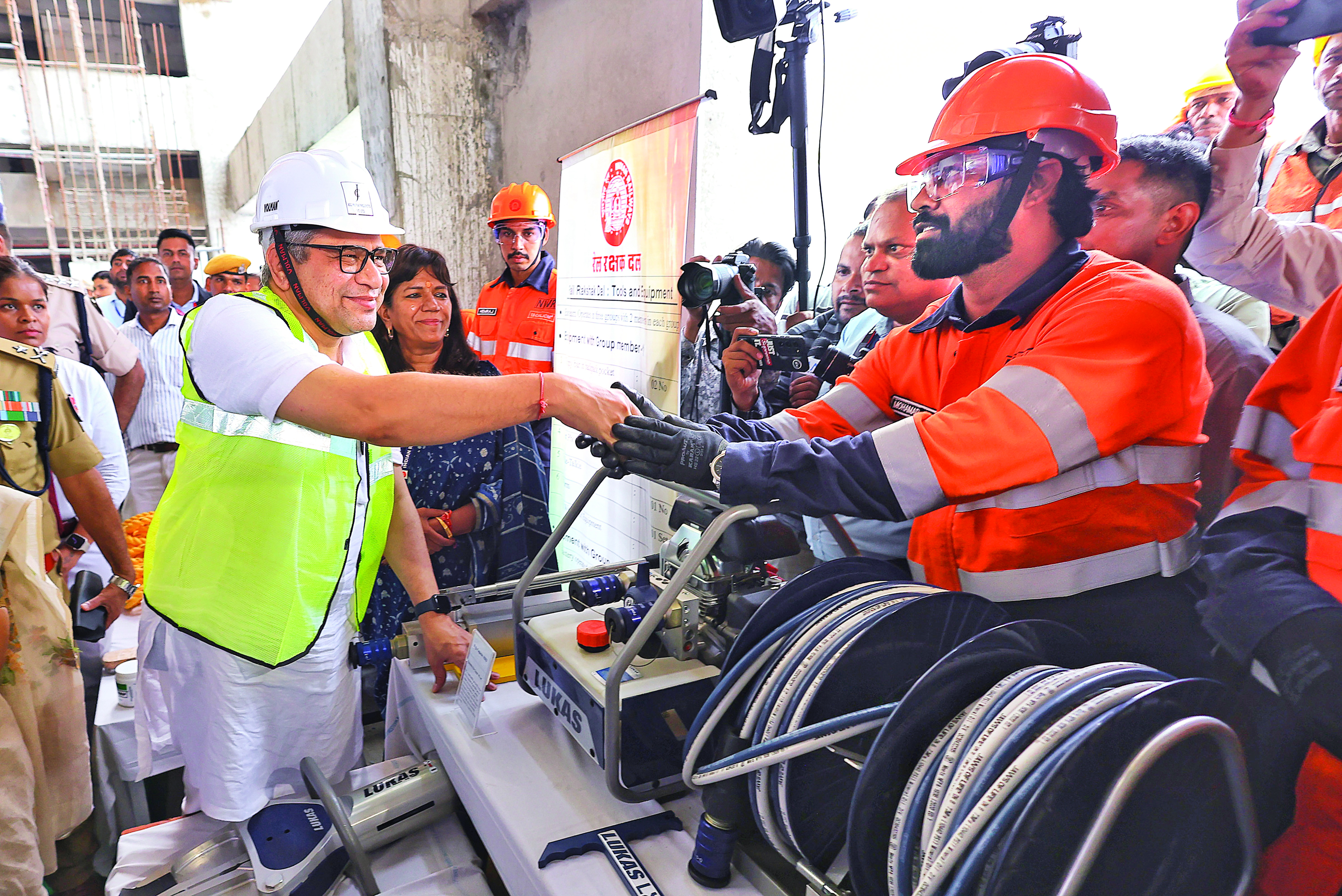 Working with state govts, police, NIA to prevent train sabotage bids: Vaishnaw Working with state govts, police, NIA to prevent train sabotage bids: Vaishnaw