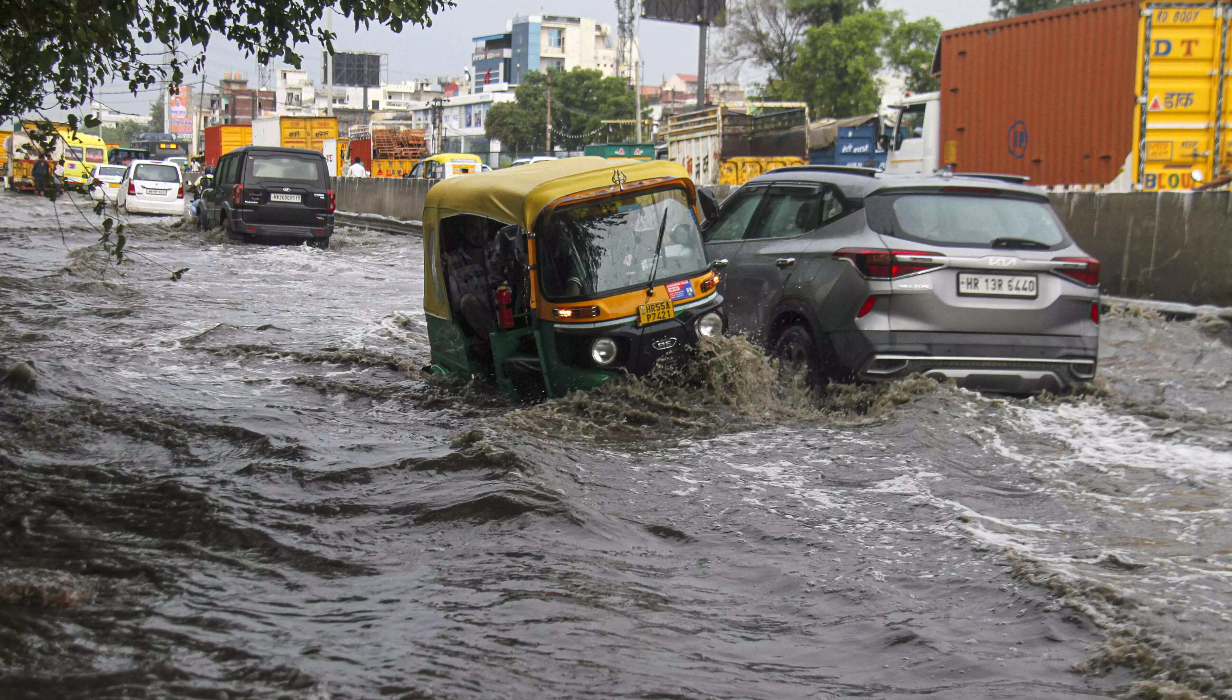 Why Gurugram crawls? Voters ask political parties as campaigning for Assembly polls intensifies Why Gurugram crawls? Voters ask political parties as campaigning for Assembly polls intensifies