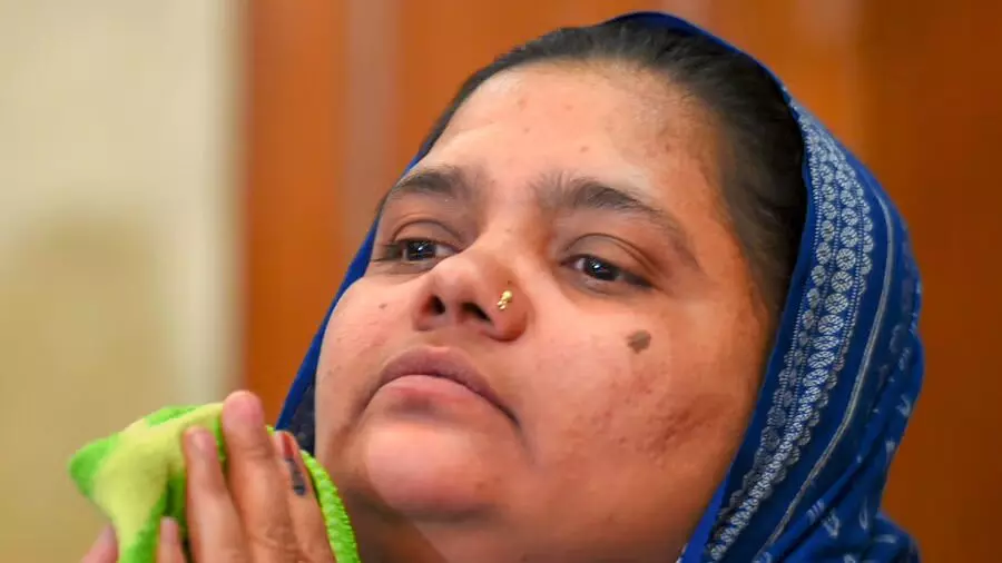 Bilkis Bano case: SC rejects Gujarat govts plea seeking review of verdict over certain observations Bilkis Bano case: SC rejects Gujarat govts plea seeking review of verdict over certain observations