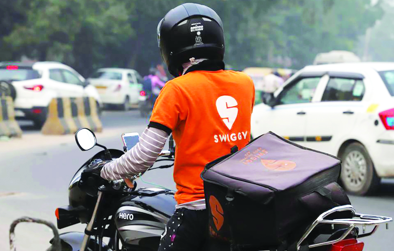 Swiggy files updated draft papers for IPO, eyes `3,750 crore through fresh issue Swiggy files updated draft papers for IPO, eyes `3,750 crore through fresh issue