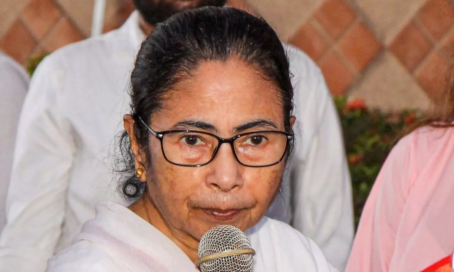 Mamata criticises DVC for releasing water without notifying her govt Mamata criticises DVC for releasing water without notifying her govt