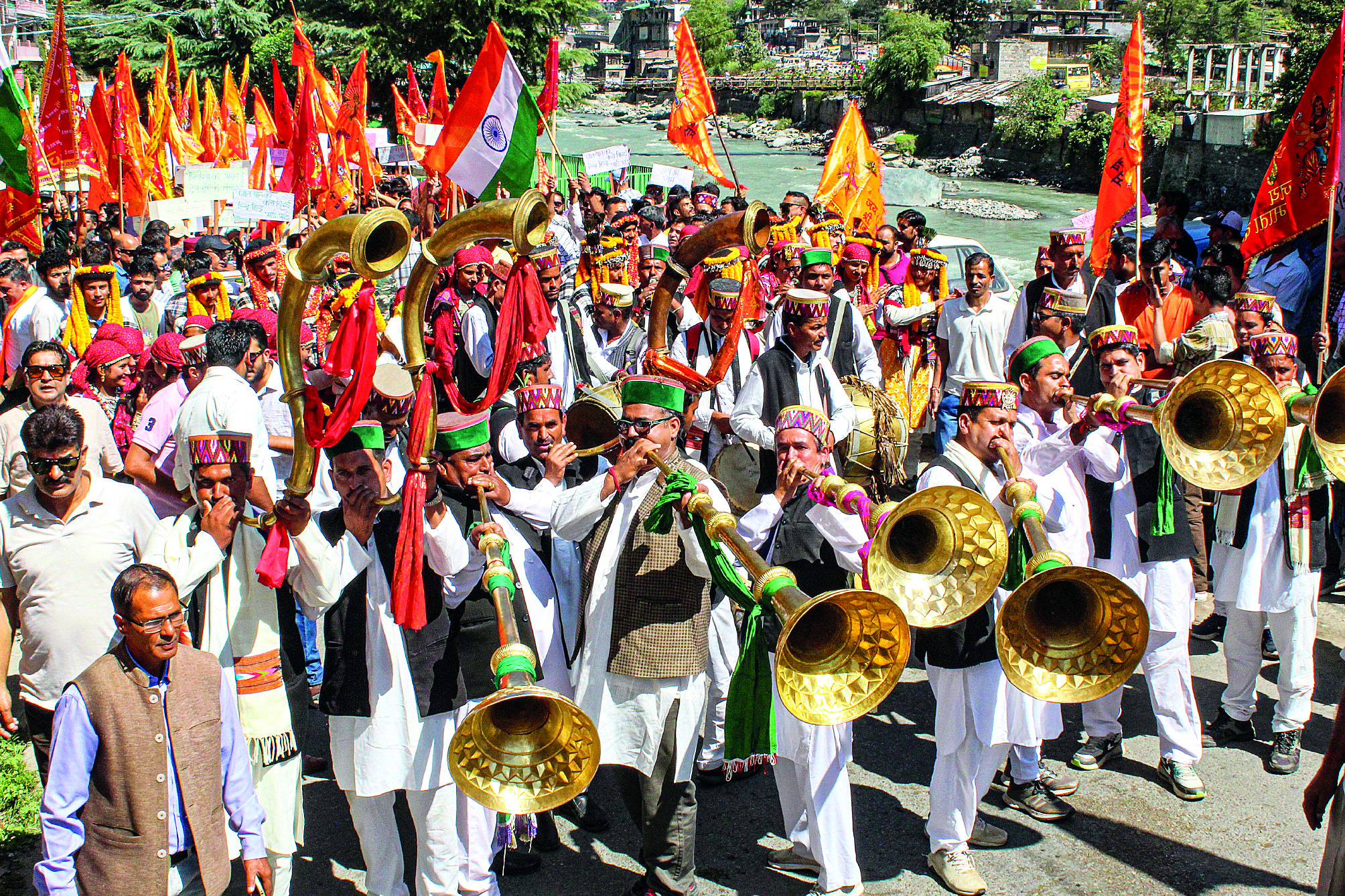 Landing in the soup over street vendors policy remarks, Vikramaditya conforms to party’s ideology