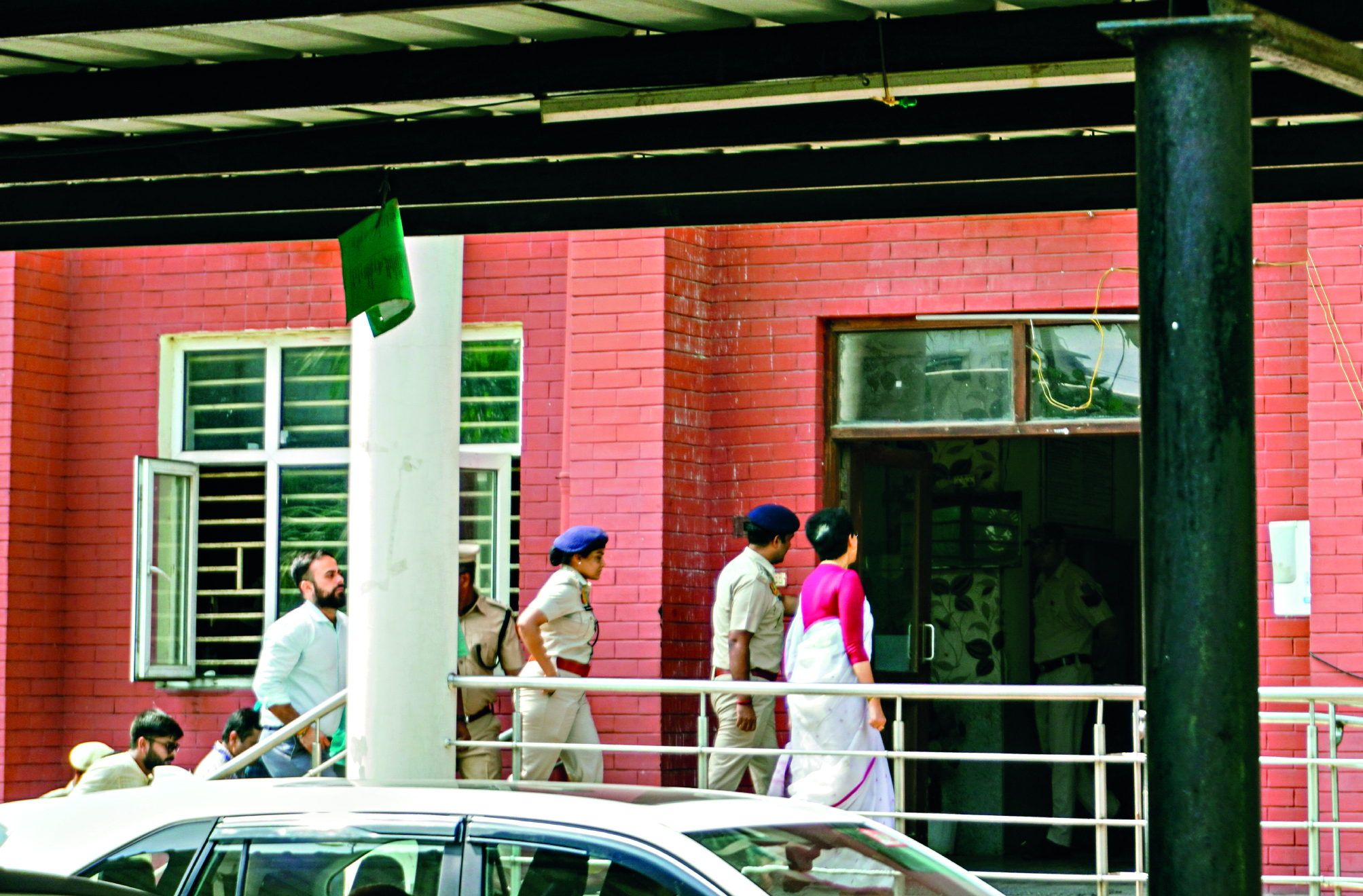 CM stopped from meeting Wangchuk CM stopped from meeting Wangchuk