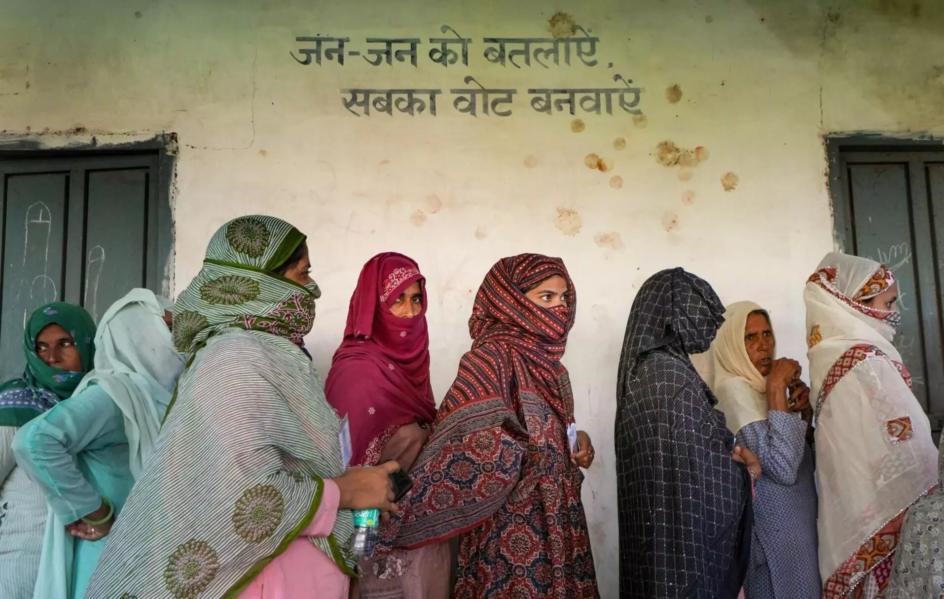 Exit polls: Thumping victory for Cong in Haryana; no clear majority in J&K Exit polls: Thumping victory for Cong in Haryana; no clear majority in J&K