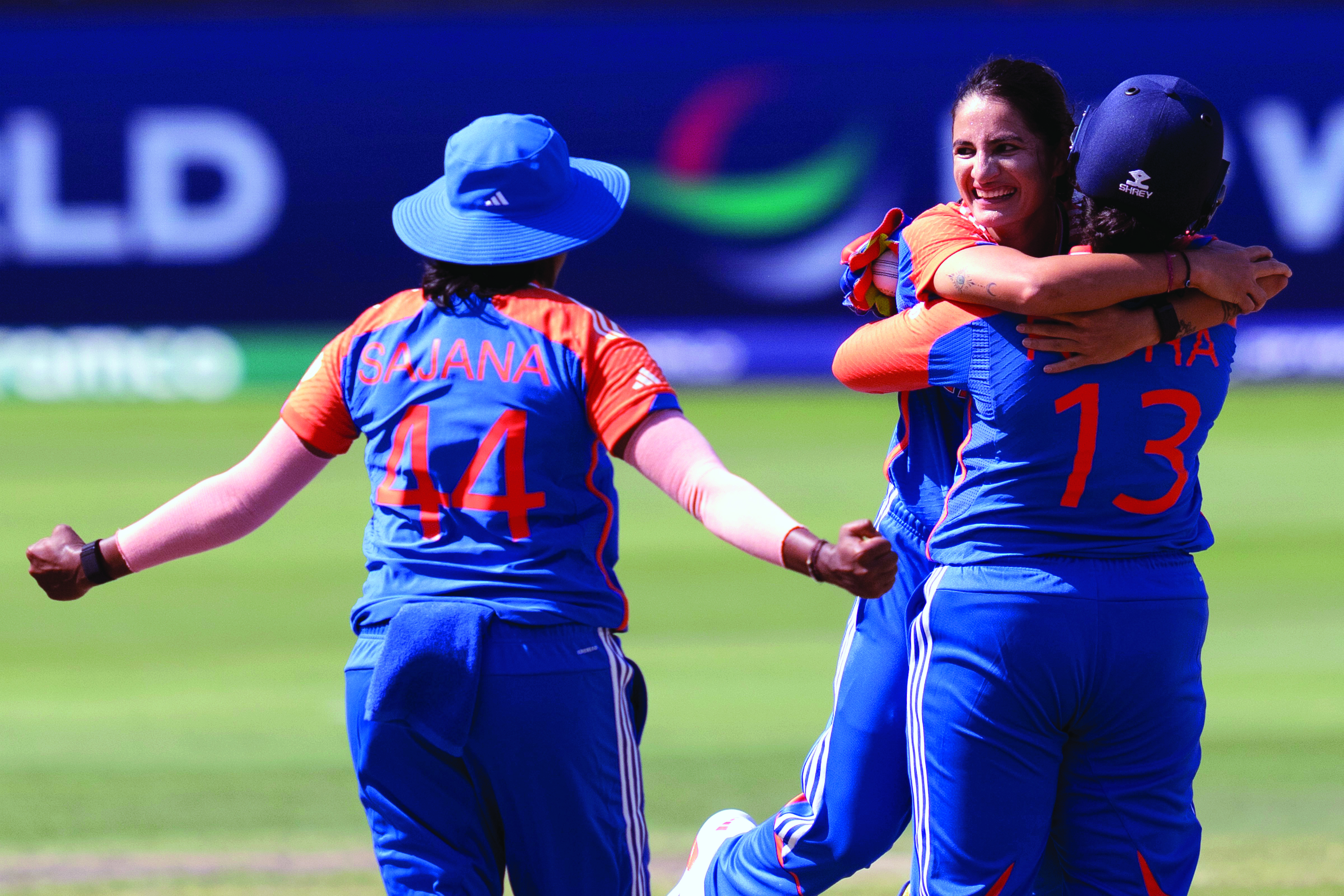 WT20: India barely scrape through against Pak to keep SF hopes alive