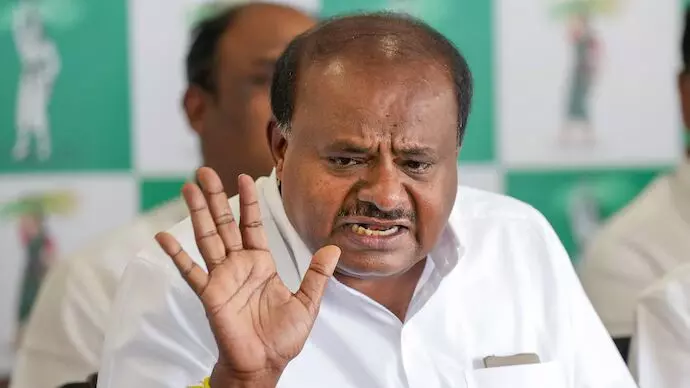 Kumaraswamy slams Siddaramaiah for accusing Oppn of targeting his wife in MUDA case Kumaraswamy slams Siddaramaiah for accusing Oppn of targeting his wife in MUDA case
