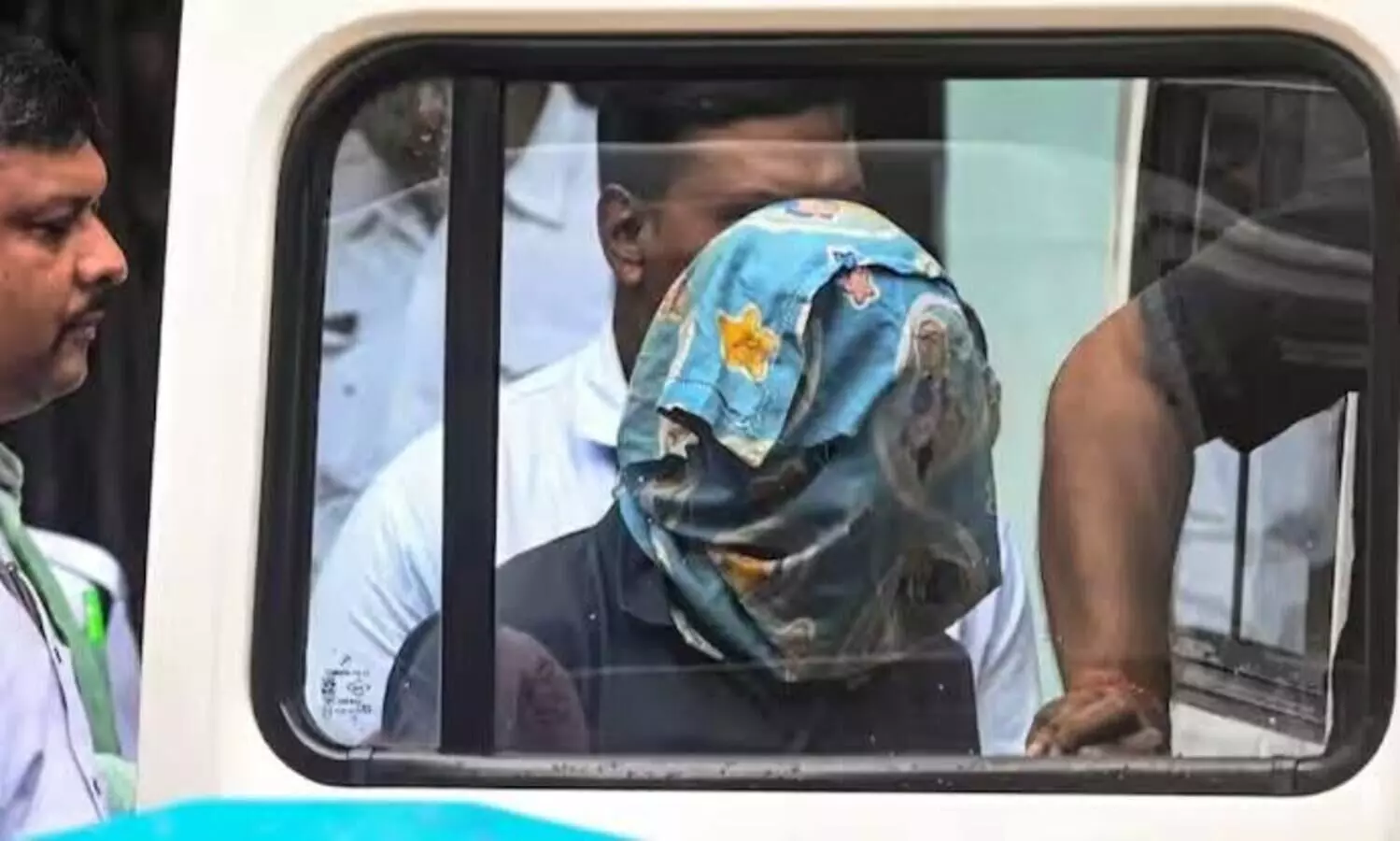 RG Kar charge sheet: CBI cites blood stain, DNA report of accused civic volunteer among 11 evidence