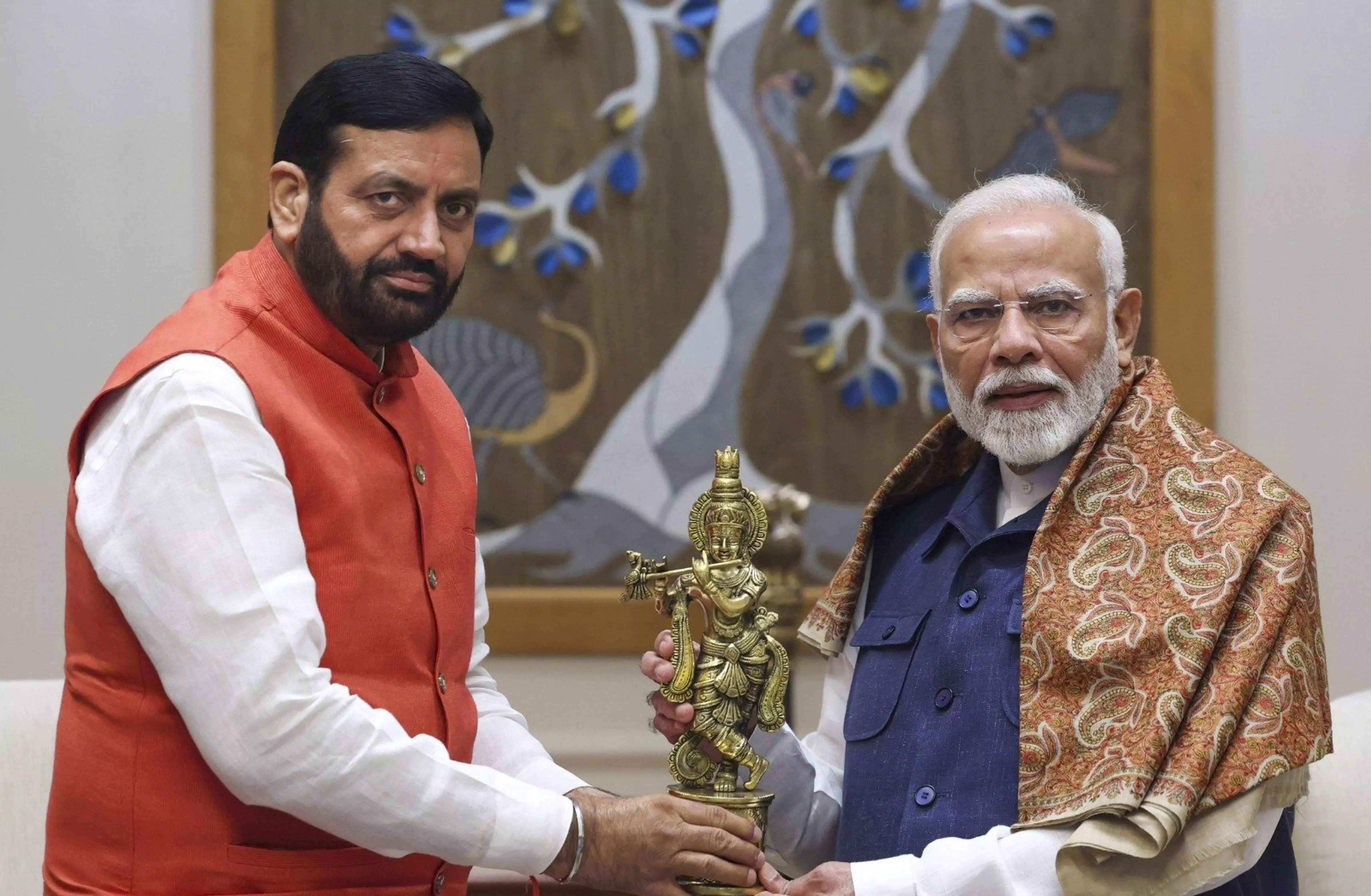 Saini meets PM Modi after BJPs win in Haryana Saini meets PM Modi after BJPs win in Haryana