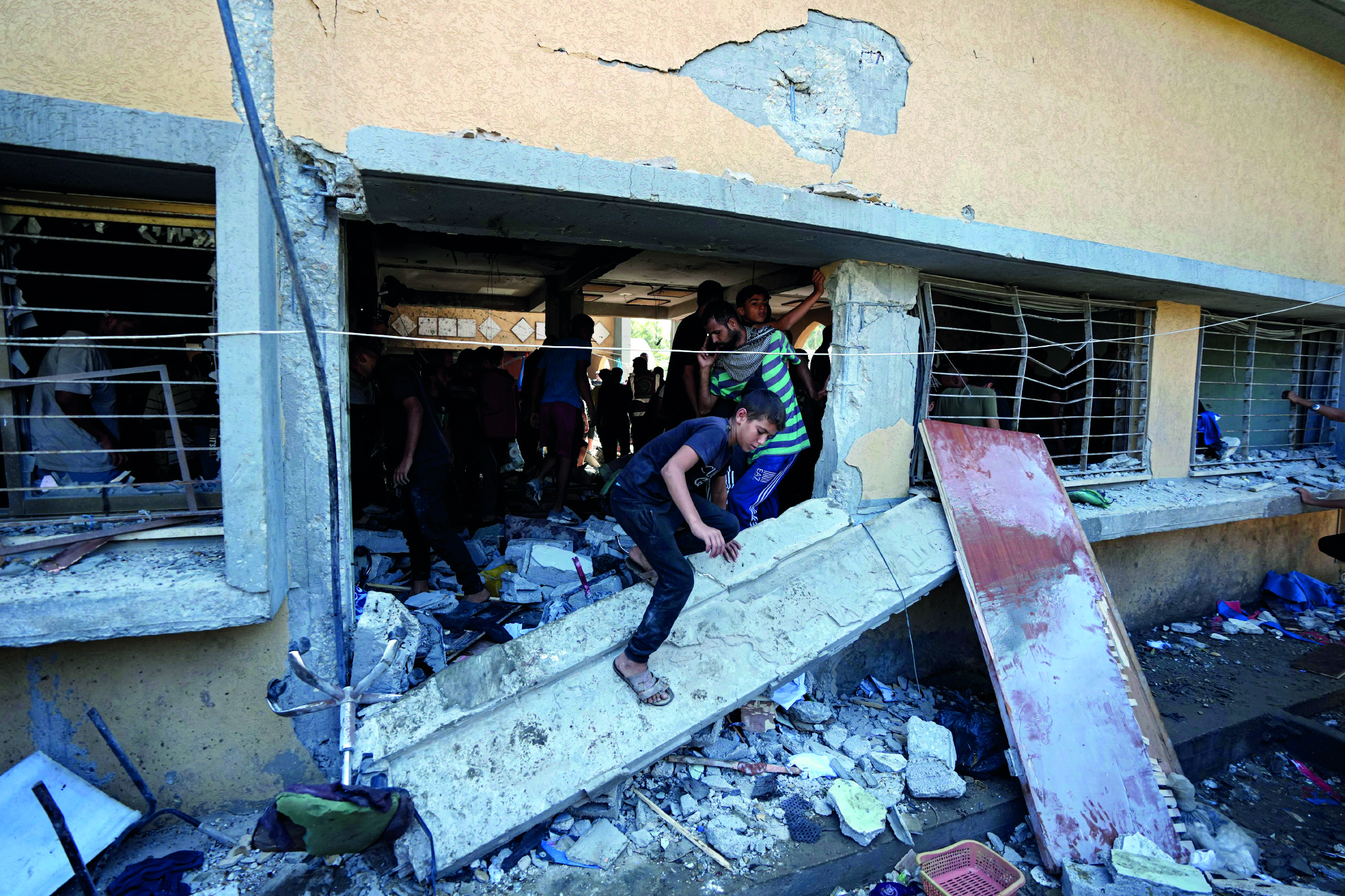 ‘Israeli strike on Gaza shelter kills 27 people’