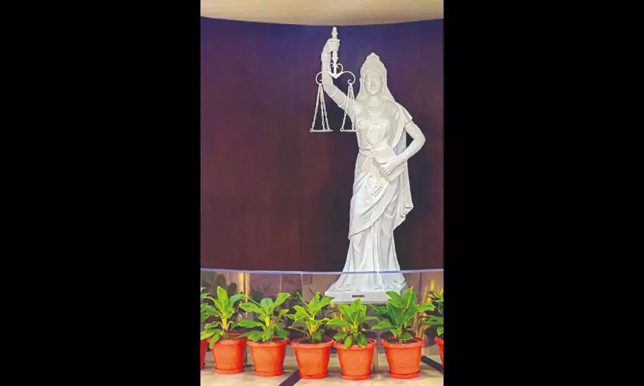New ‘Lady Justice’ statue in SC library without blindfold, sword New ‘Lady Justice’ statue in SC library without blindfold, sword