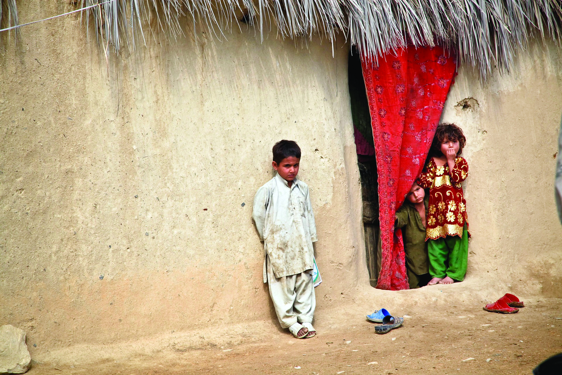‘More than 1 billion people live in acute poverty’