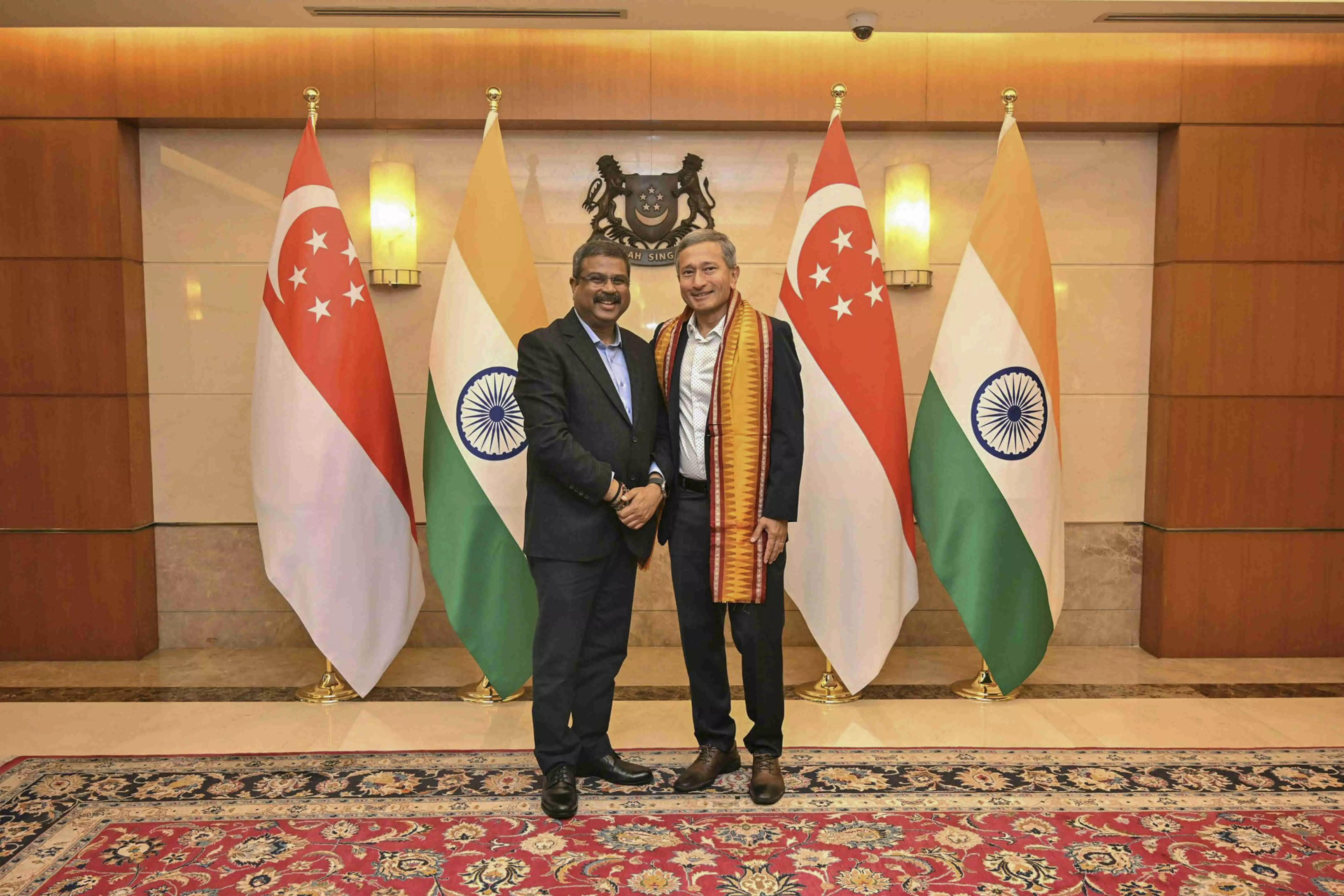 Dharmendra Pradhan meets Singapore PM, discusses cooperation in school education and research