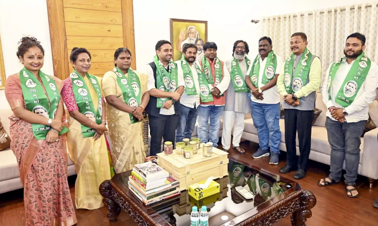 Several BJP leaders, including three ex-MLAs, join JMM ahead of Jharkhand polls