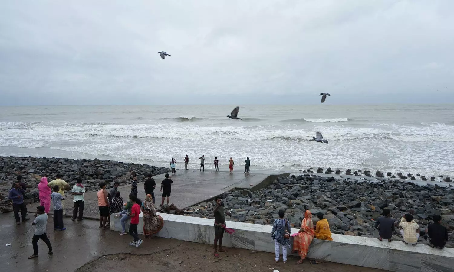Coastal Odisha receives heavy rain as severe cyclone Dana approaches