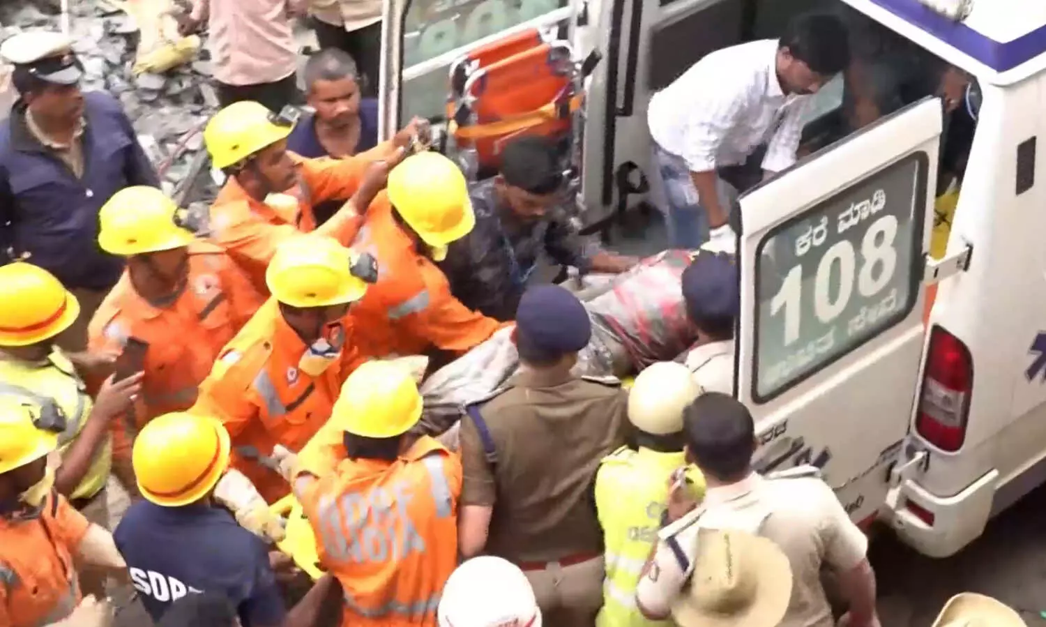 PM announces ex-gratia of Rs 2 lakh to next of kin of deceased in building collapse in Bengaluru