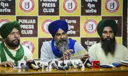 Tardy paddy procurement: Farmers to block roads at few places in Punjab on Saturday Tardy paddy procurement: Farmers to block roads at few places in Punjab on Saturday