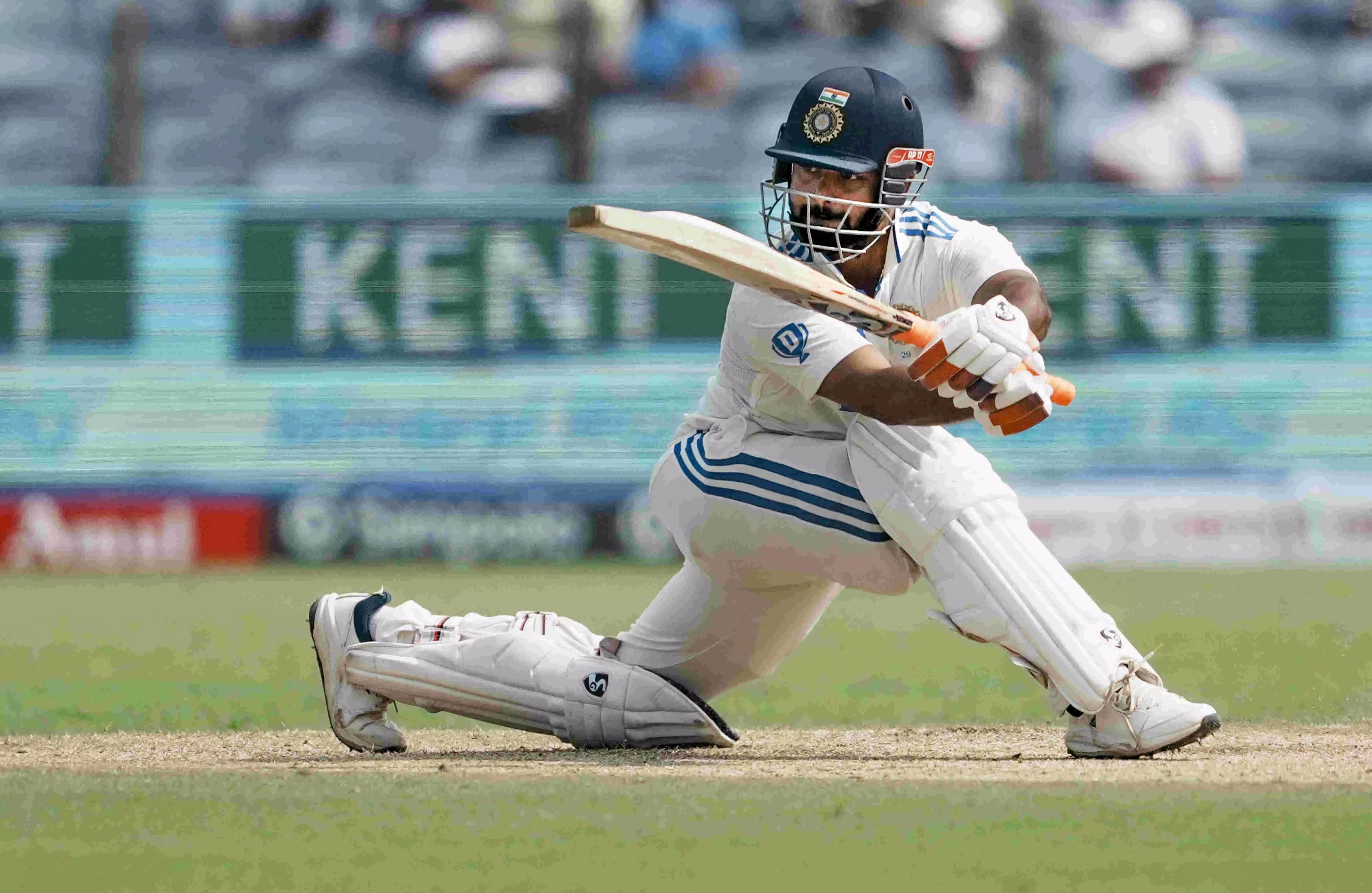 India fail trial by spin, collapse to 107/7 at lunch on Day 2 to trail New Zealand by 152 runs