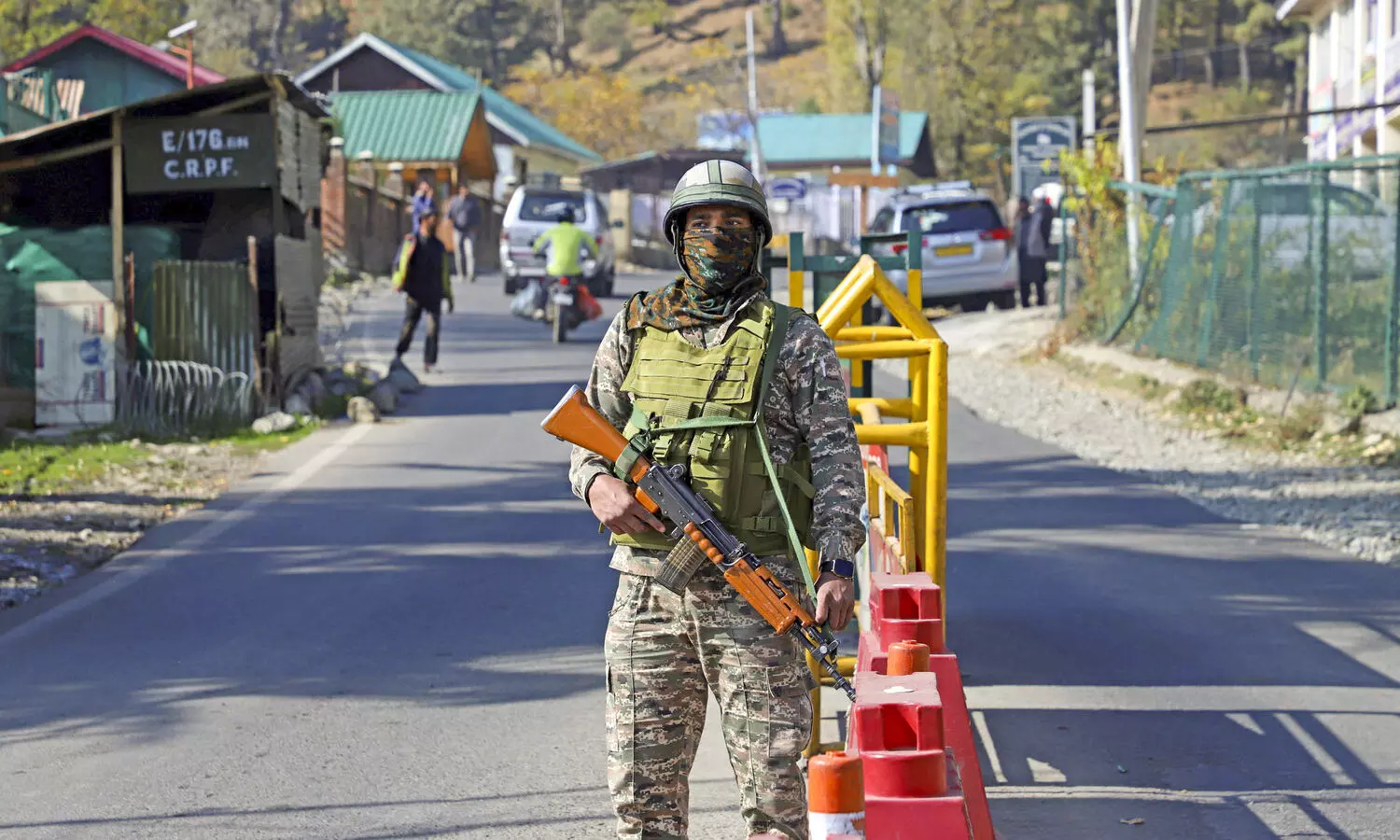 Gulmarg terror attack: Police say 3-4 militants involved as search operation enters second day