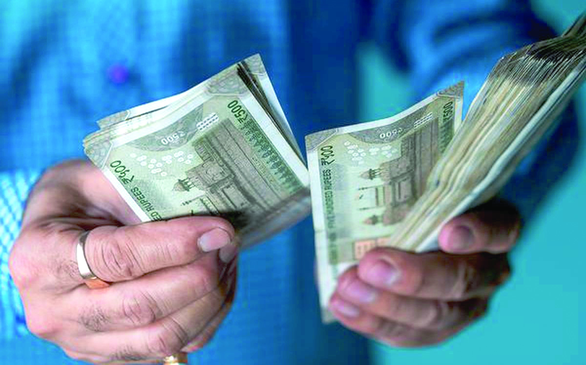 FPIs withdraw Rs 85,790 cr from Indian equities in Oct