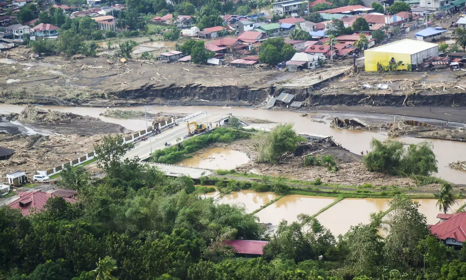 Philippine town in shadow of volcano is hit by landslides it never expected