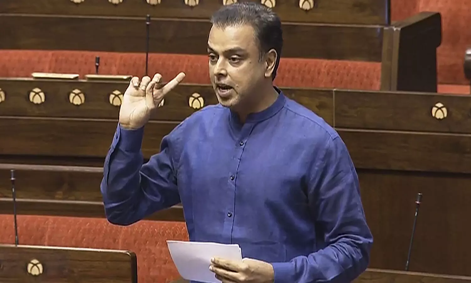 Clash of two Senas in Worli: Deora files nomination against Aaditya