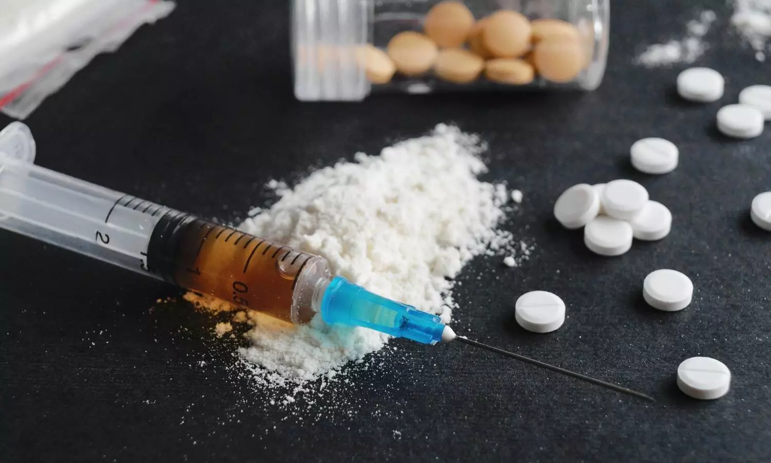 Meth lab busted in NCR; Tihar Jail warden, Mexican national among 5 arrested Meth lab busted in NCR; Tihar Jail warden, Mexican national among 5 arrested