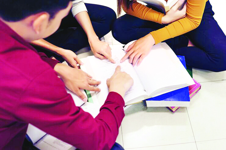 IIT Kanpur announces fellowship for PHD students