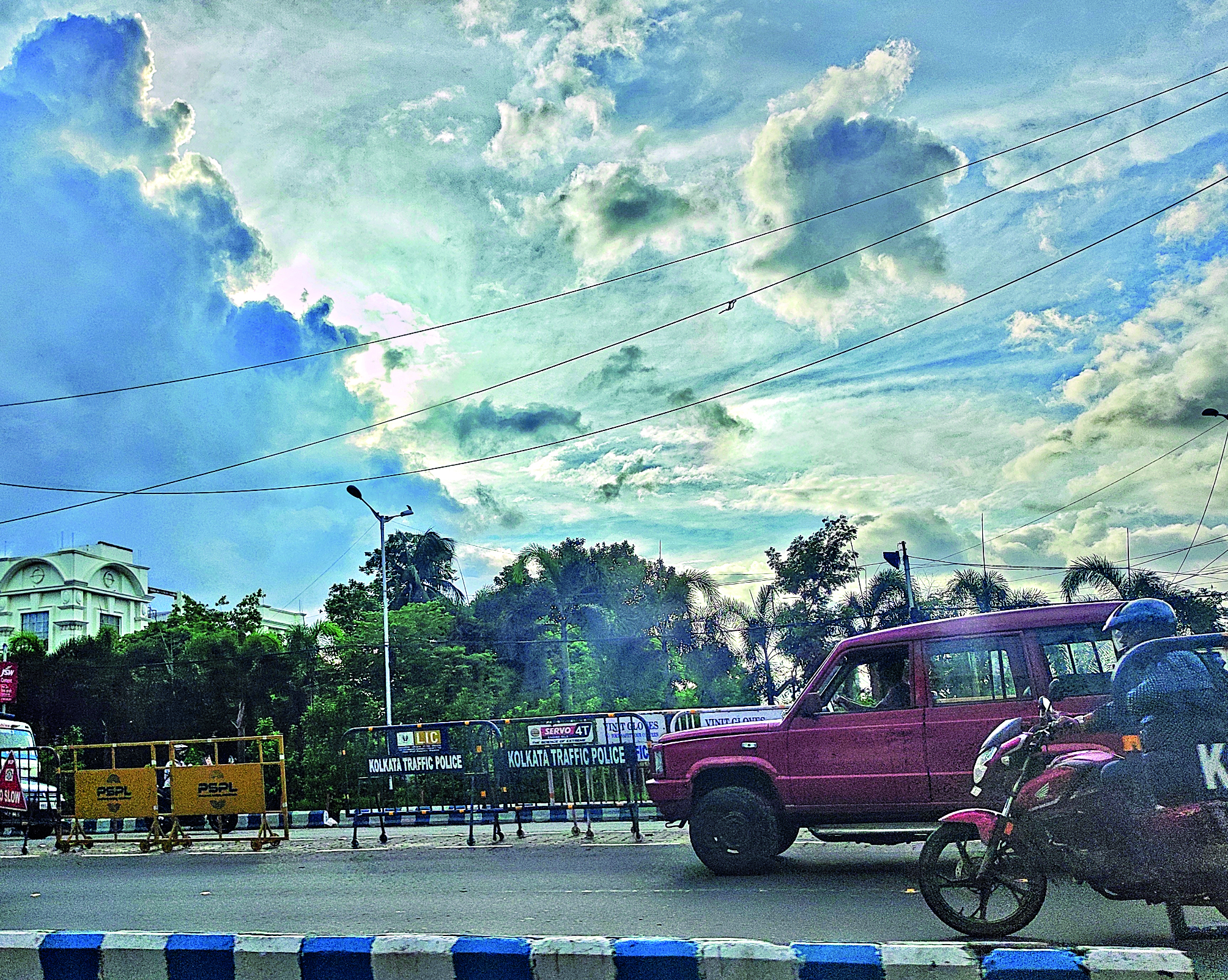 At 26.2 degree C, temp in Kolkata remains around 4 degree C above normal on Friday At 26.2 degree C, temp in Kolkata remains around 4 degree C above normal on Friday
